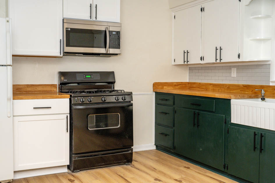 205 3rd Street Property Photo 11