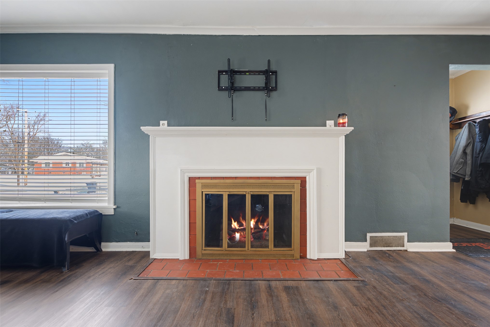 1009 Delaware Property Photo 5