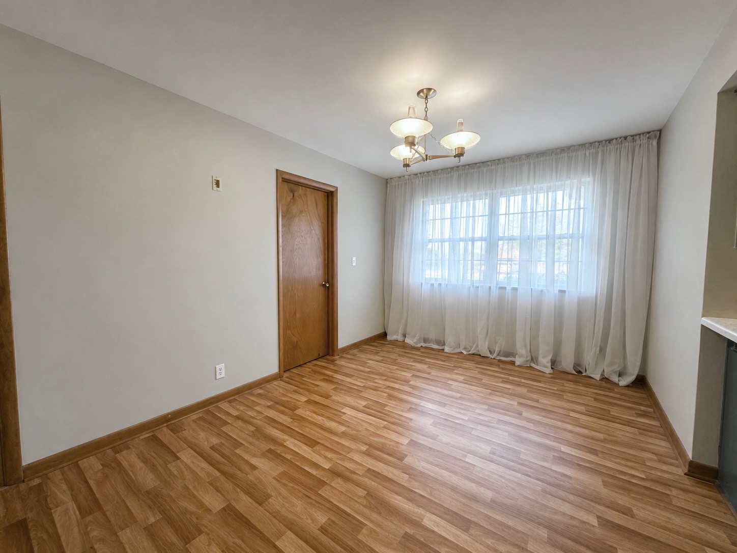 1908 Lakeview Drive Property Photo 12