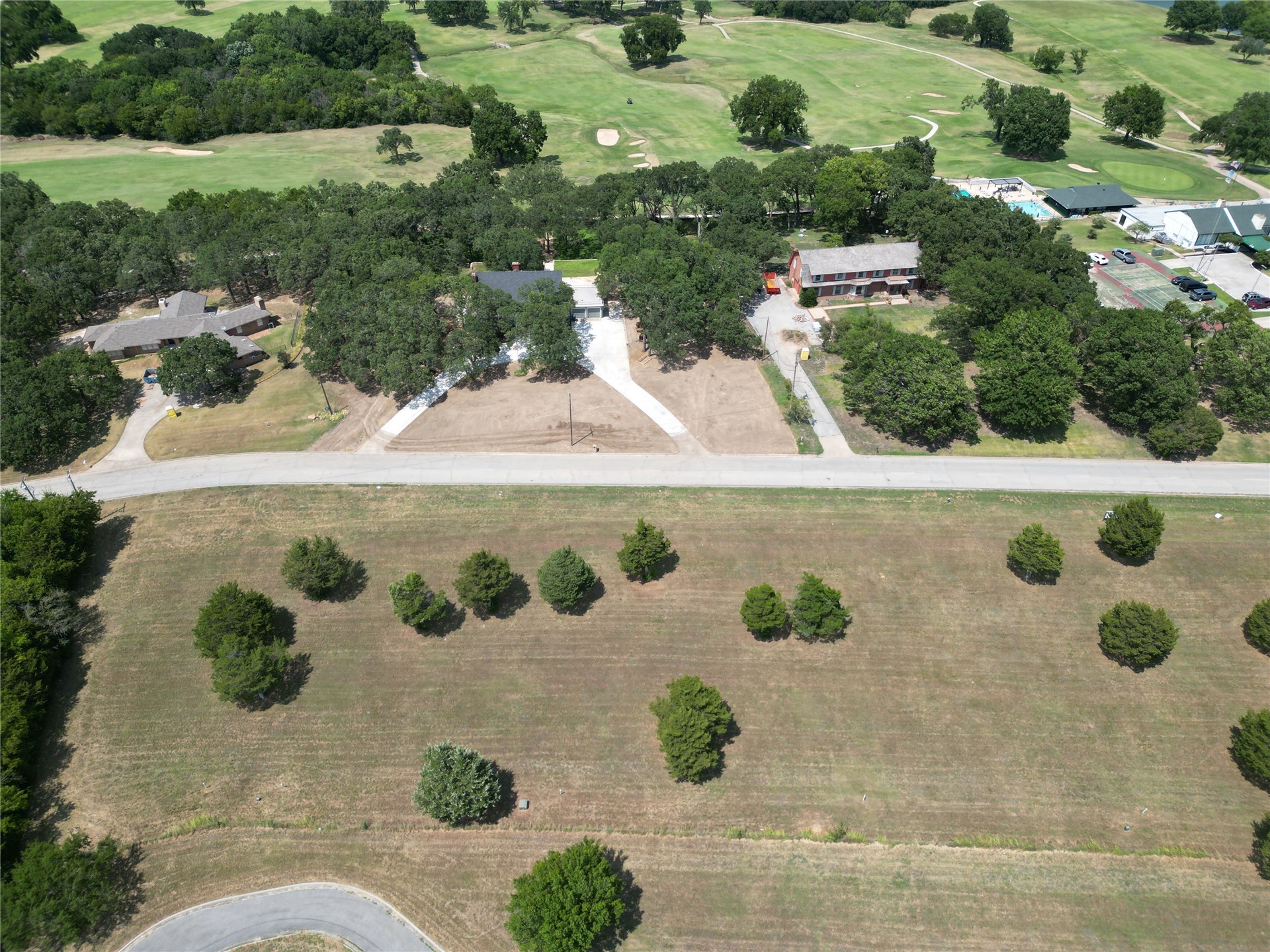 620 Country Club Road Property Photo 3
