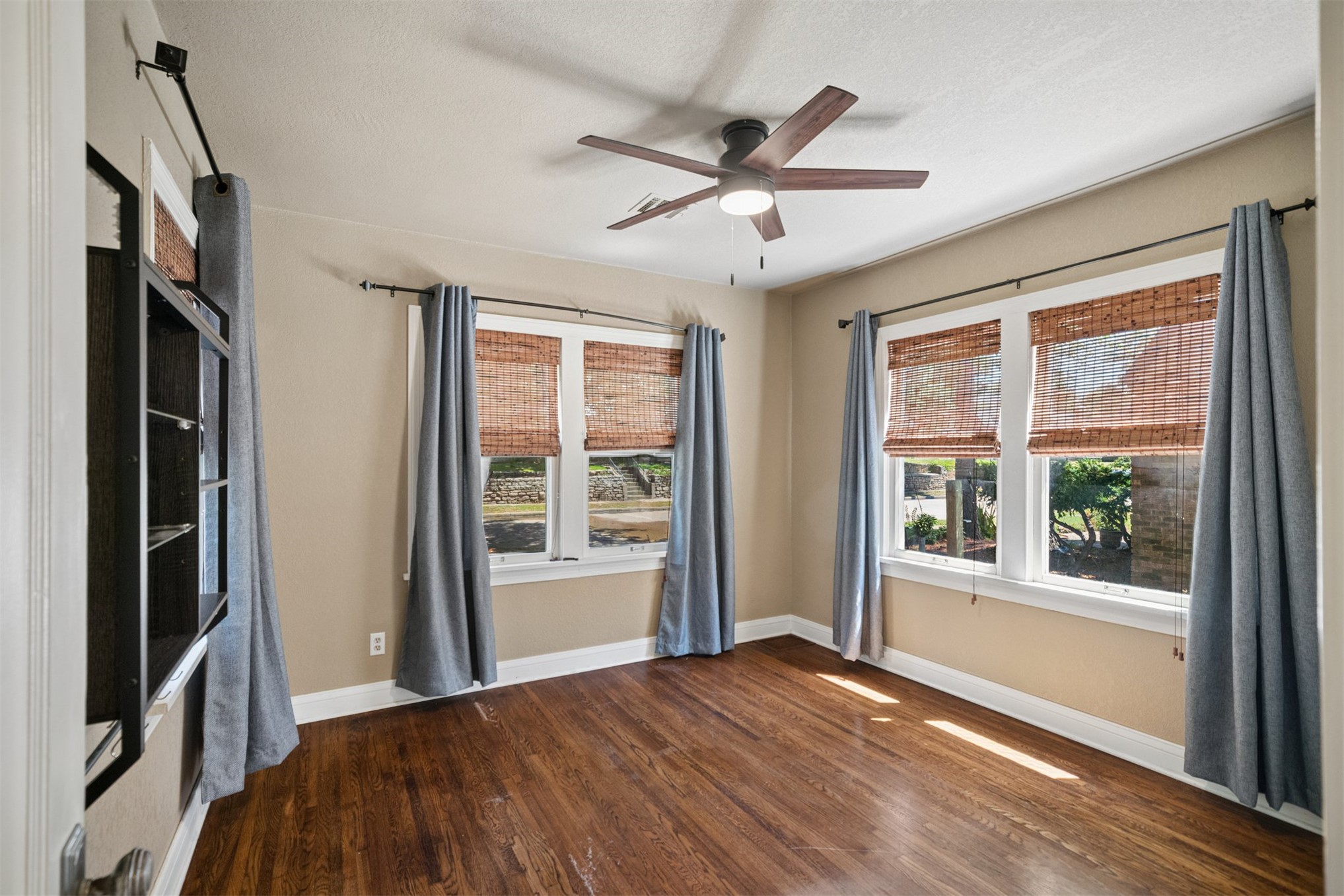 1524 S Atlanta Avenue Property Photo 19