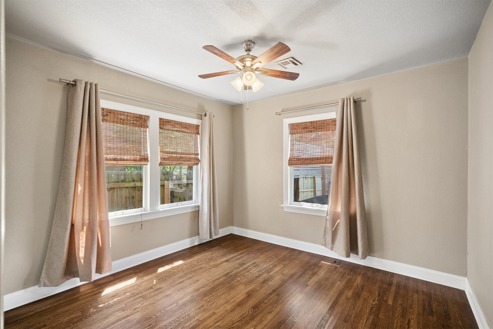 1524 S Atlanta Avenue Property Photo 20