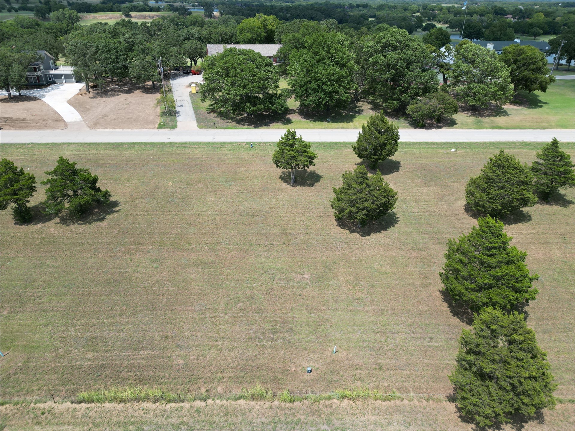 528 Country Club Road Property Photo 1