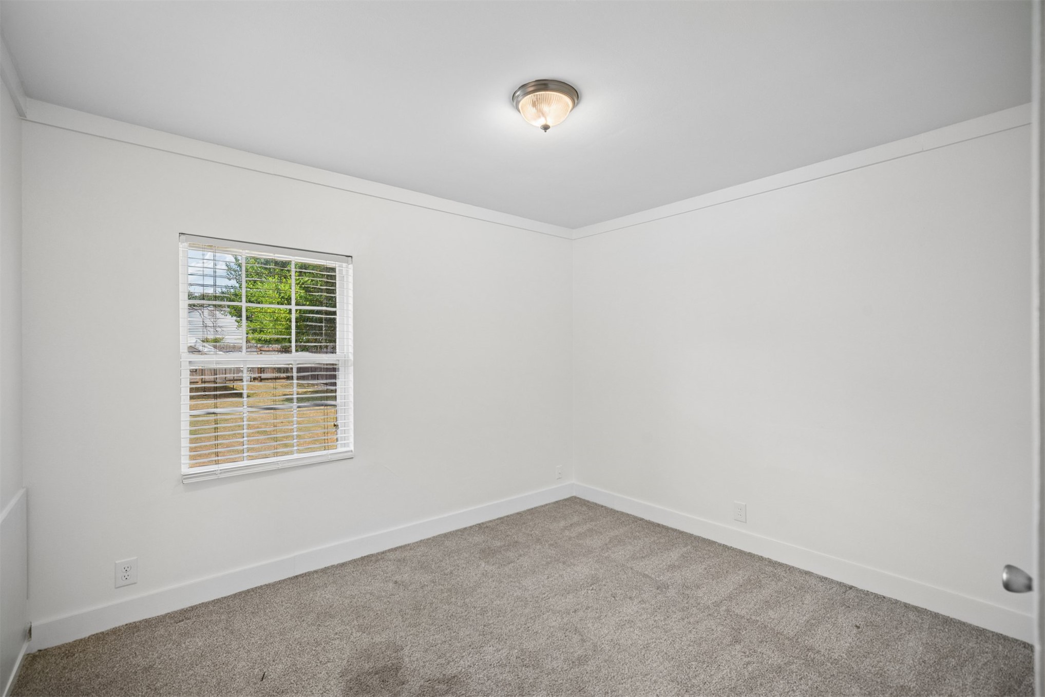 4121 E 36th Place Property Photo 17