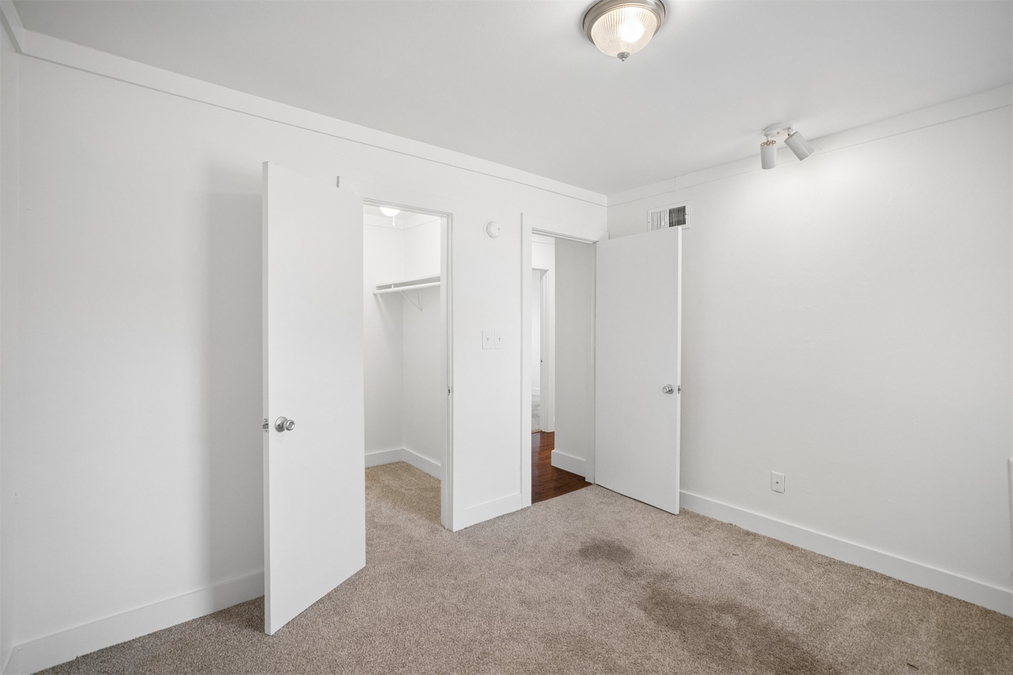 4121 E 36th Place Property Photo 18