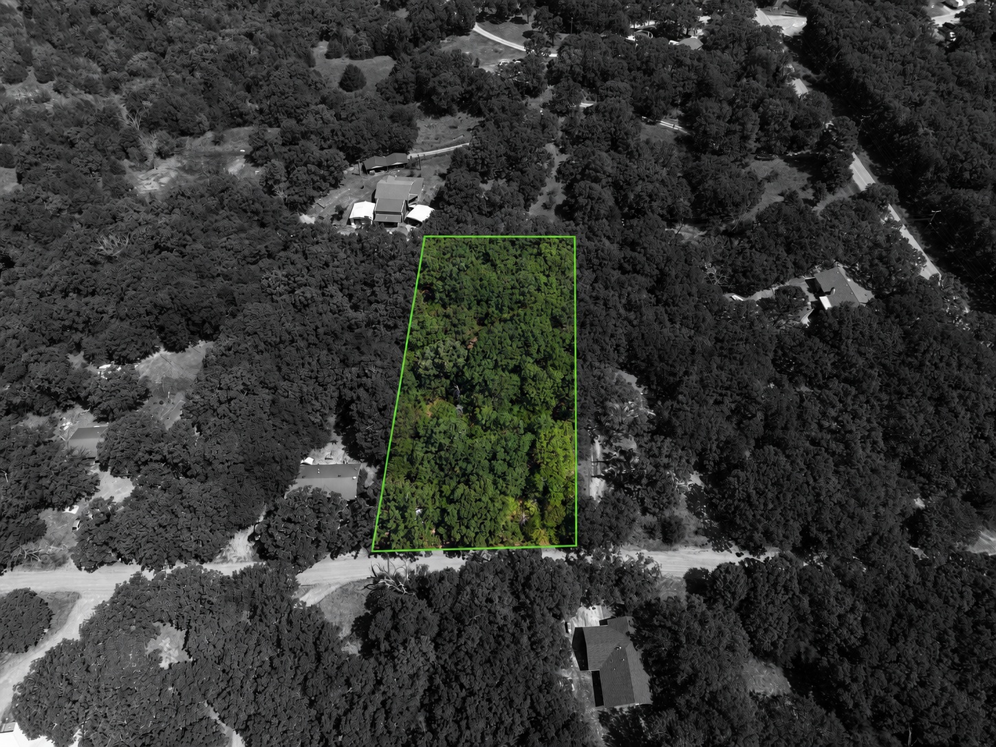 000 Oak Hills Drive Property Photo 3
