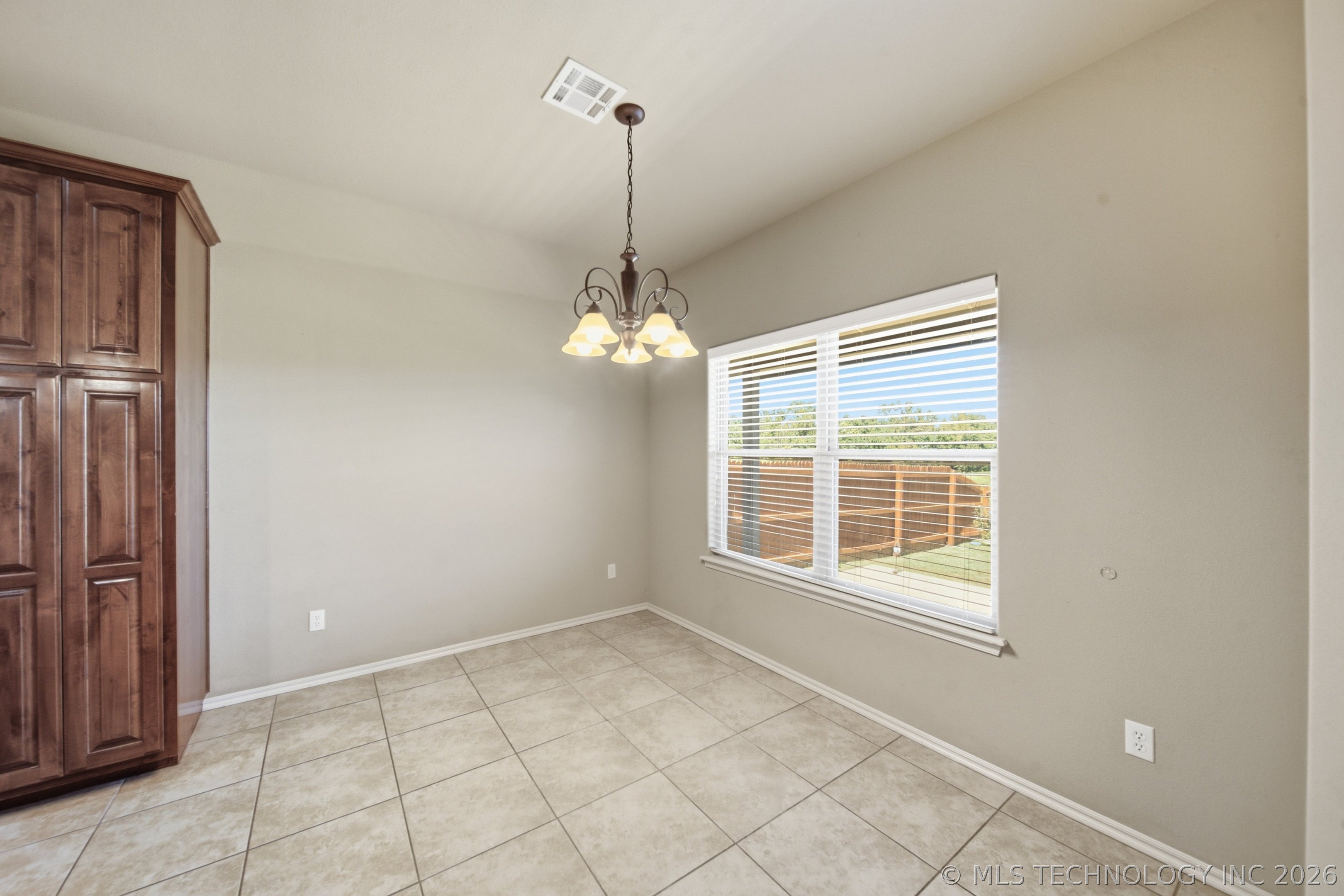 1708 W Canton Court Property Photo 14