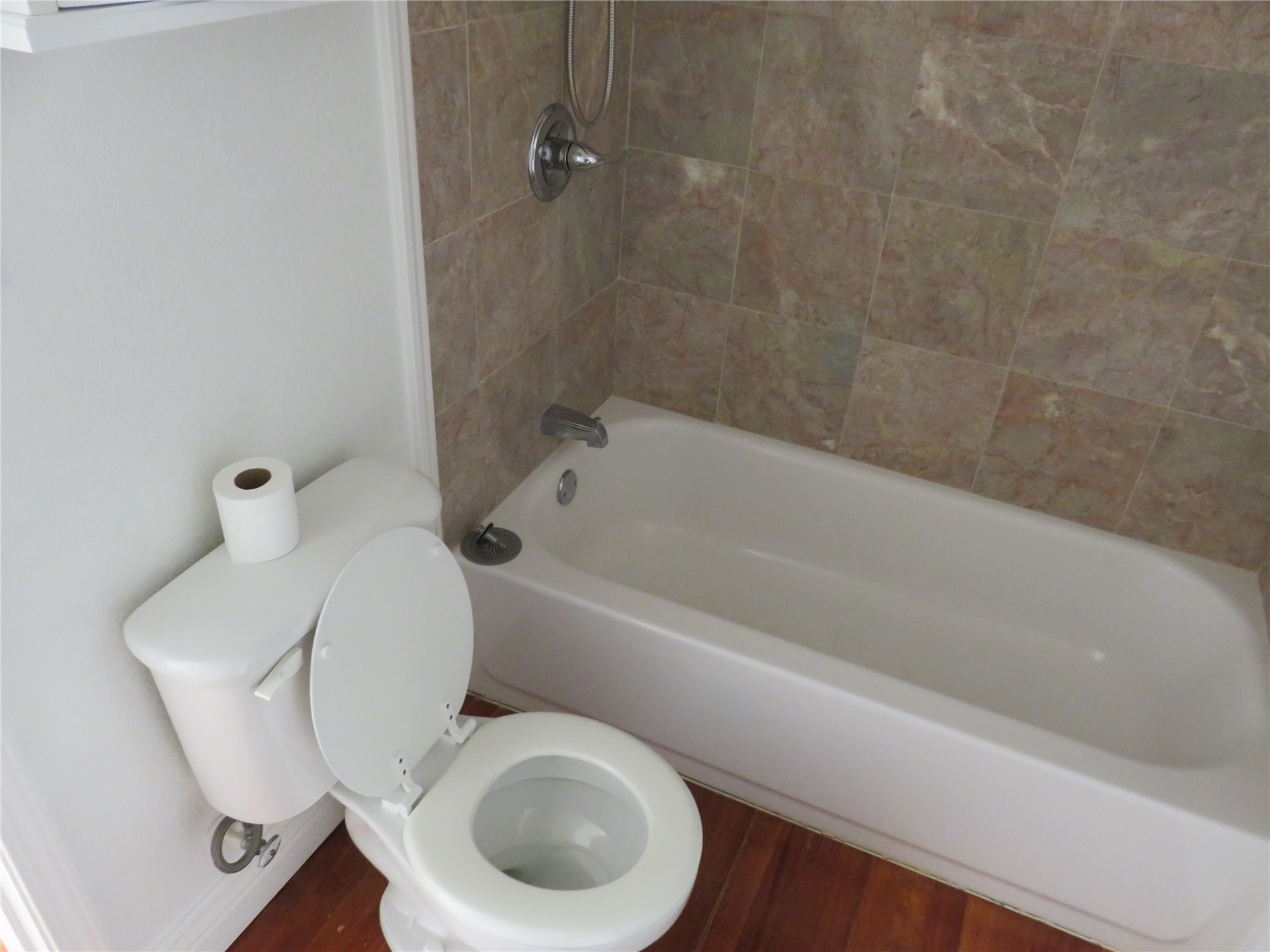 510 S Hickory Street Property Photo 12