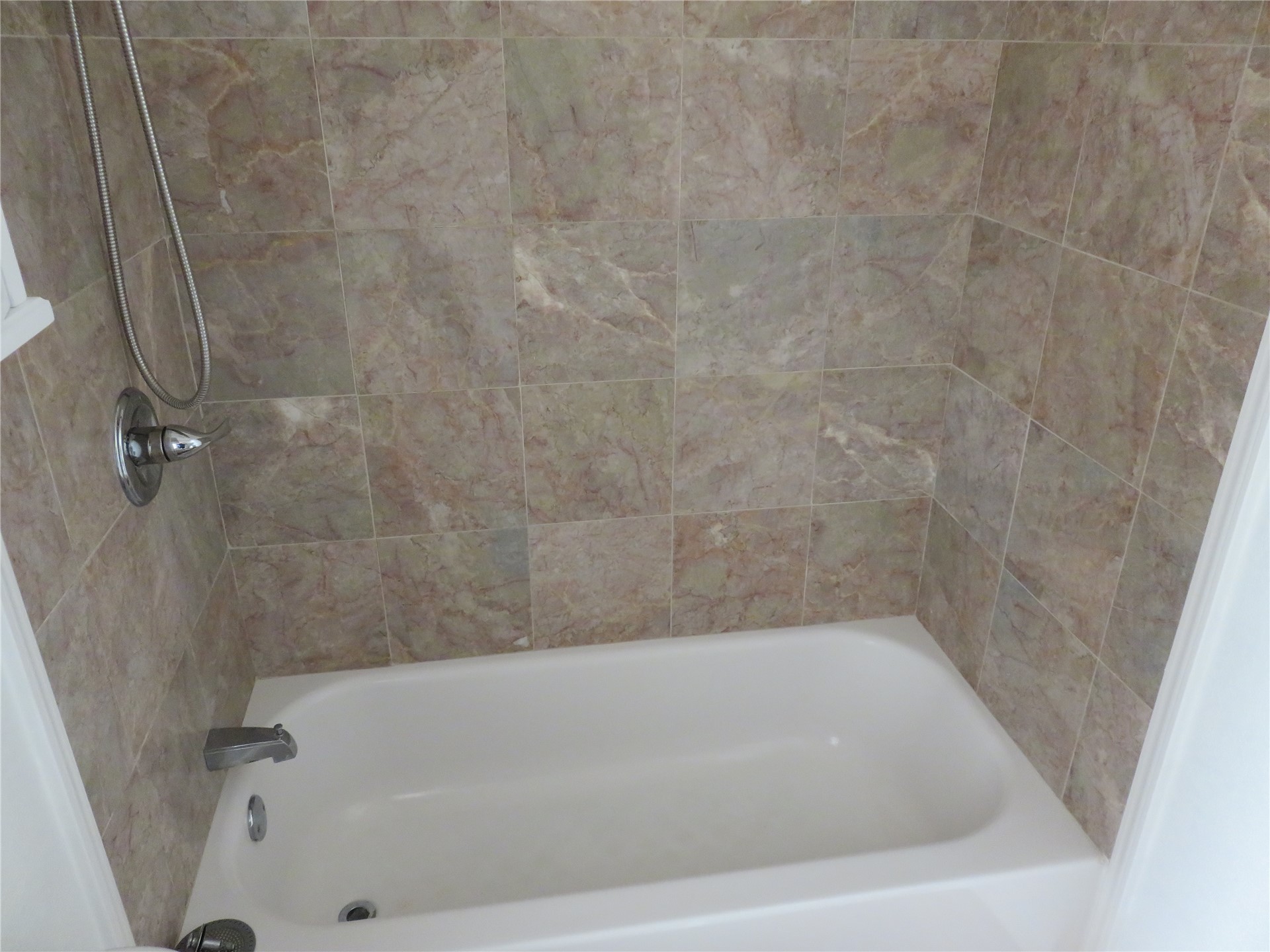 510 S Hickory Street Property Photo 13