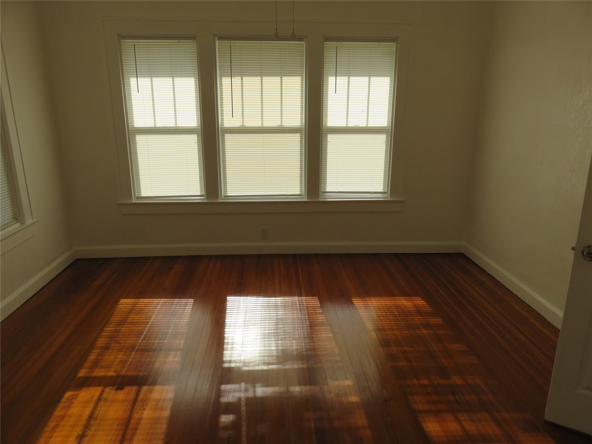 510 S Hickory Street Property Photo 18