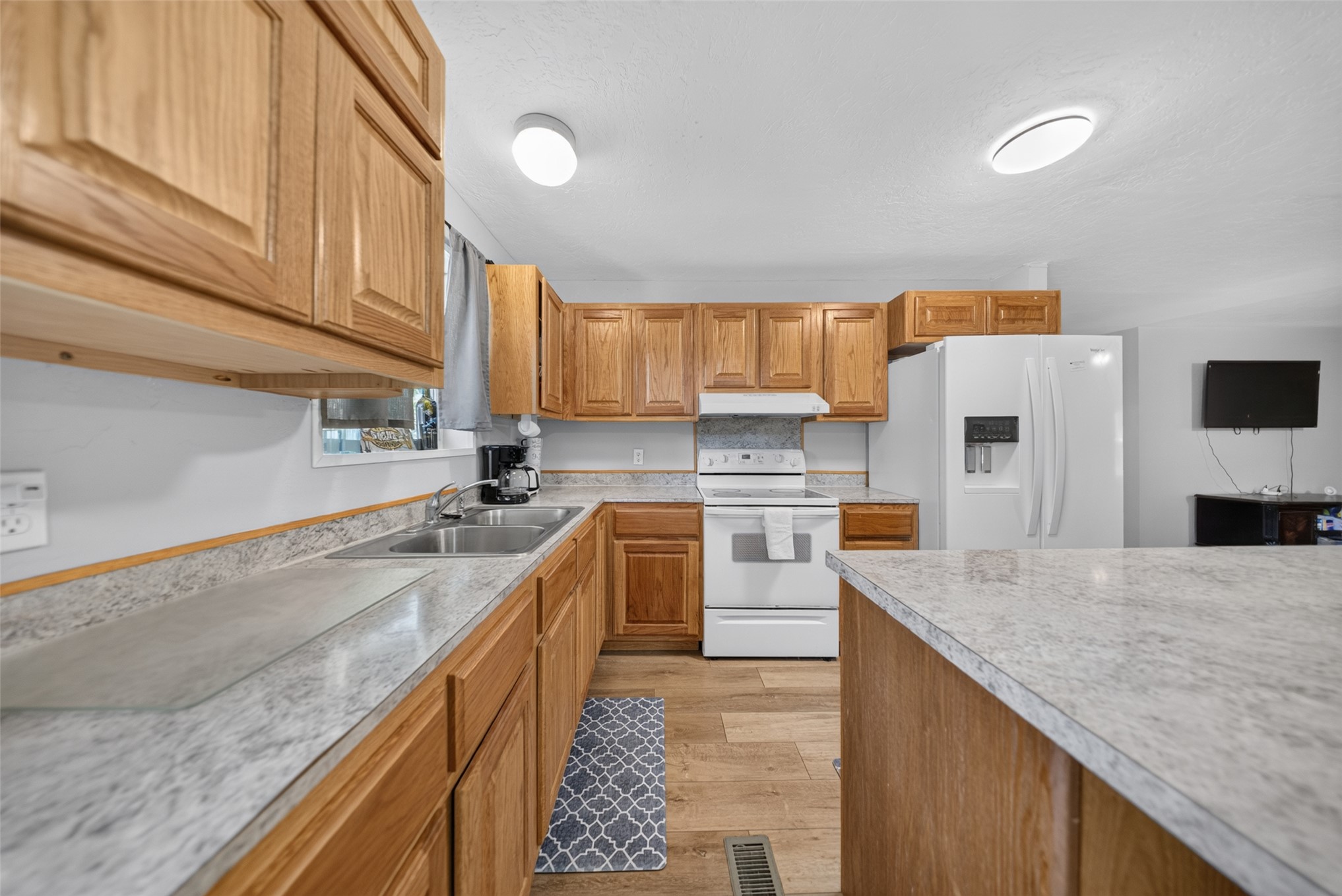 30540 Ford Lane Property Photo 13