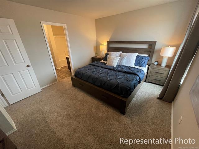 1612 E Ithaca Street Property Photo 12