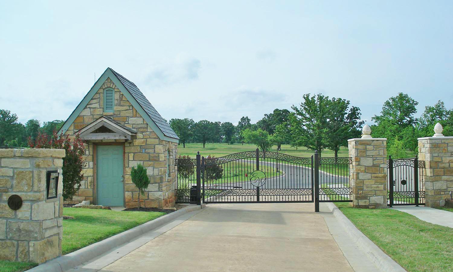 841 Blue Heron Circle Property Photo 13
