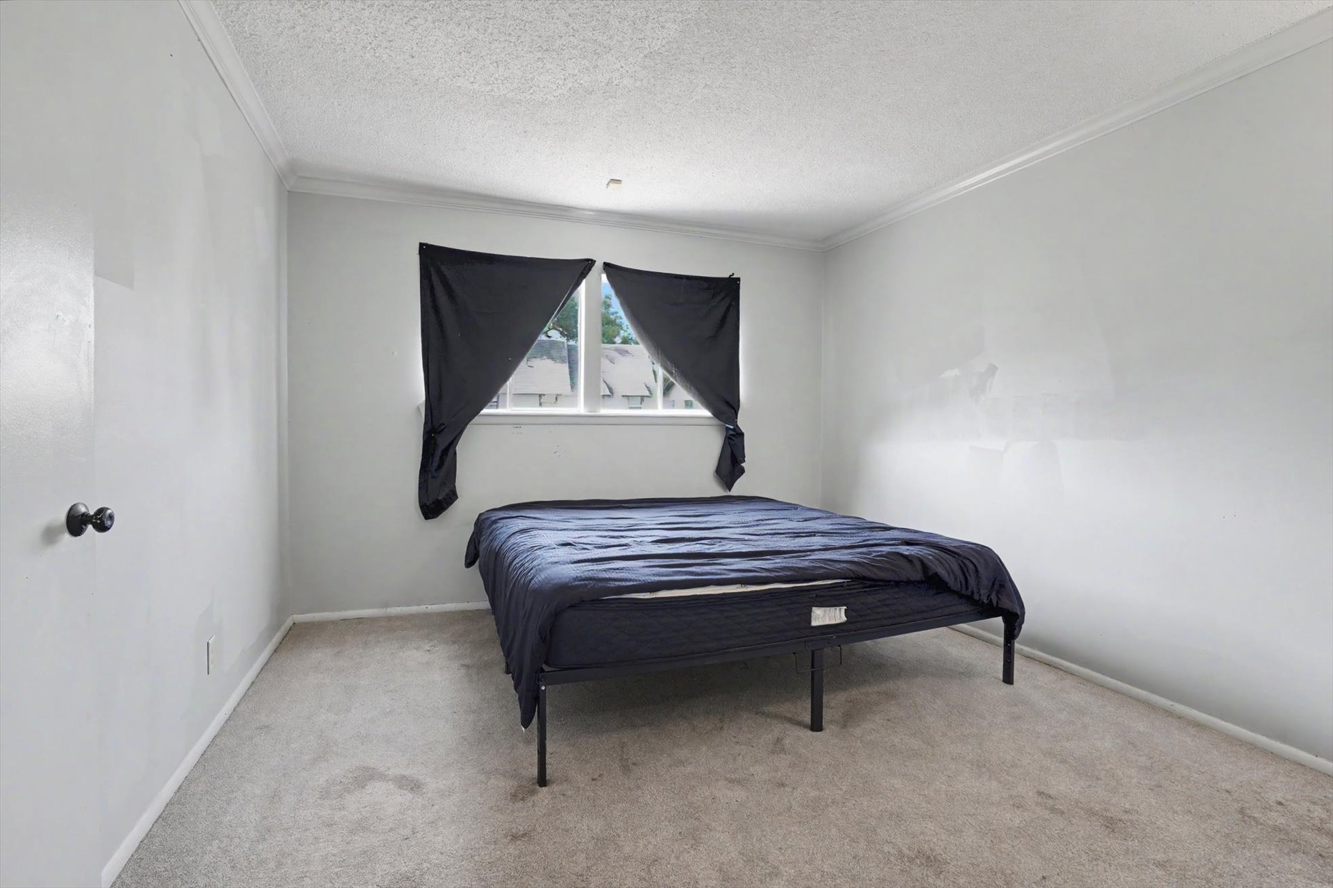 5737 E 58th Street Property Photo 22