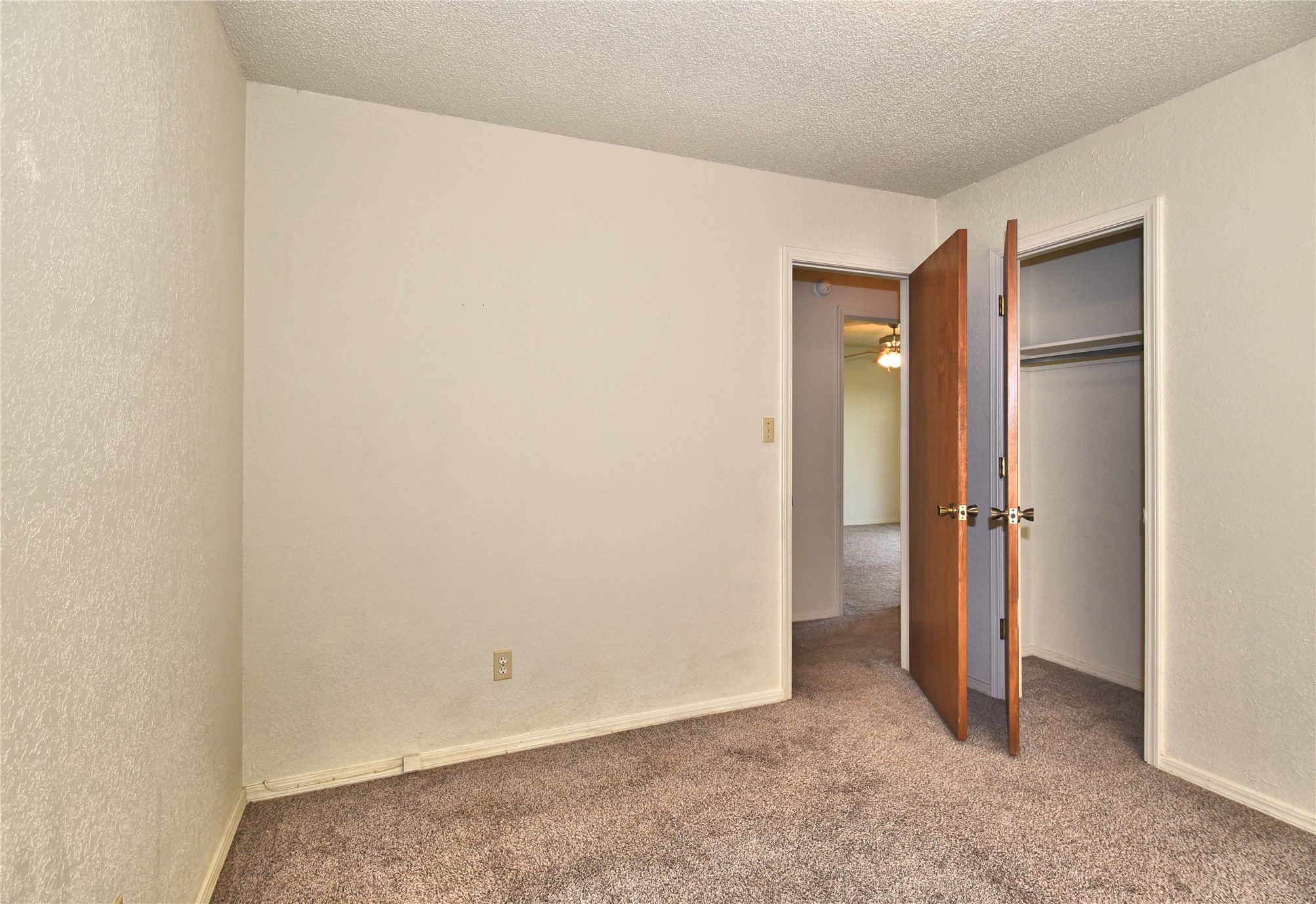 324 W Quantico Street Property Photo 16