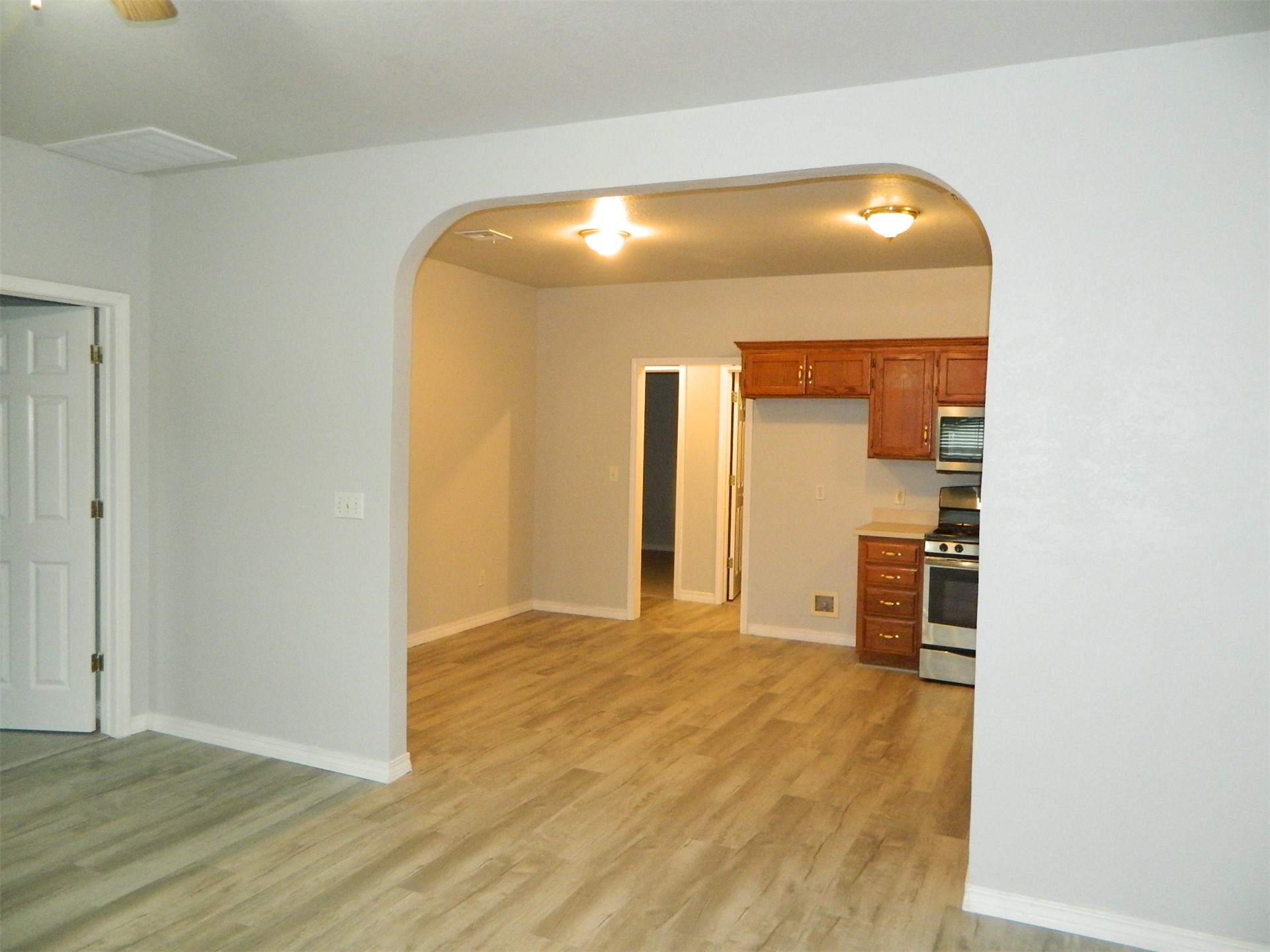 1302 Exchange Street Property Photo 11