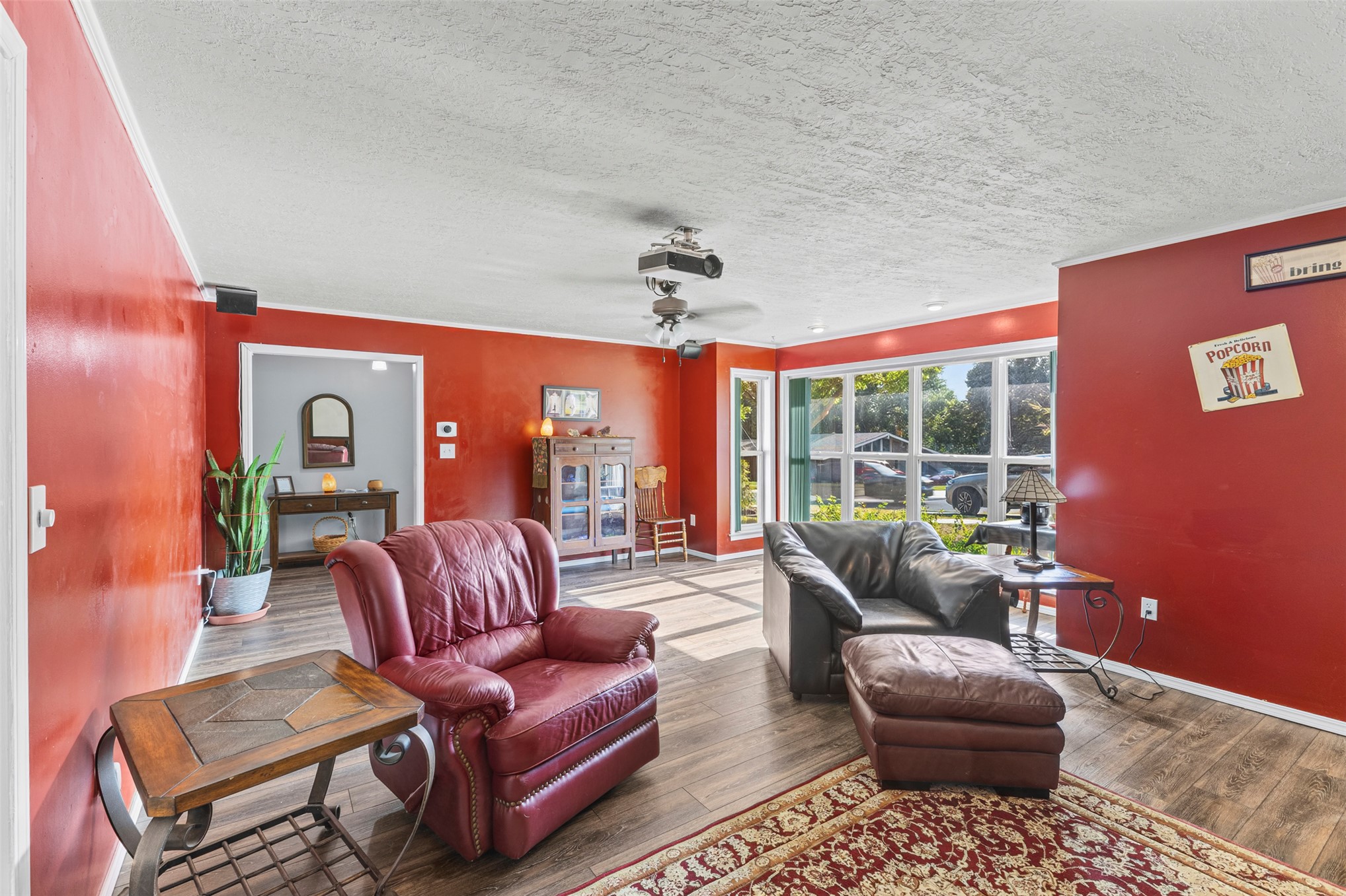 1530 S Broadway Boulevard Property Photo 6