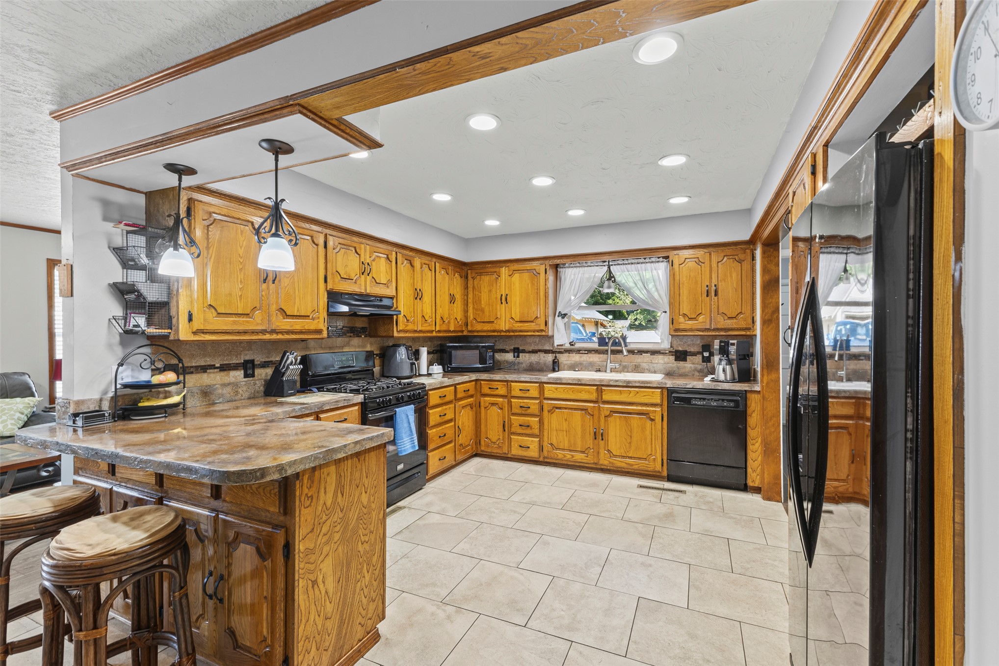 1530 S Broadway Boulevard Property Photo 10
