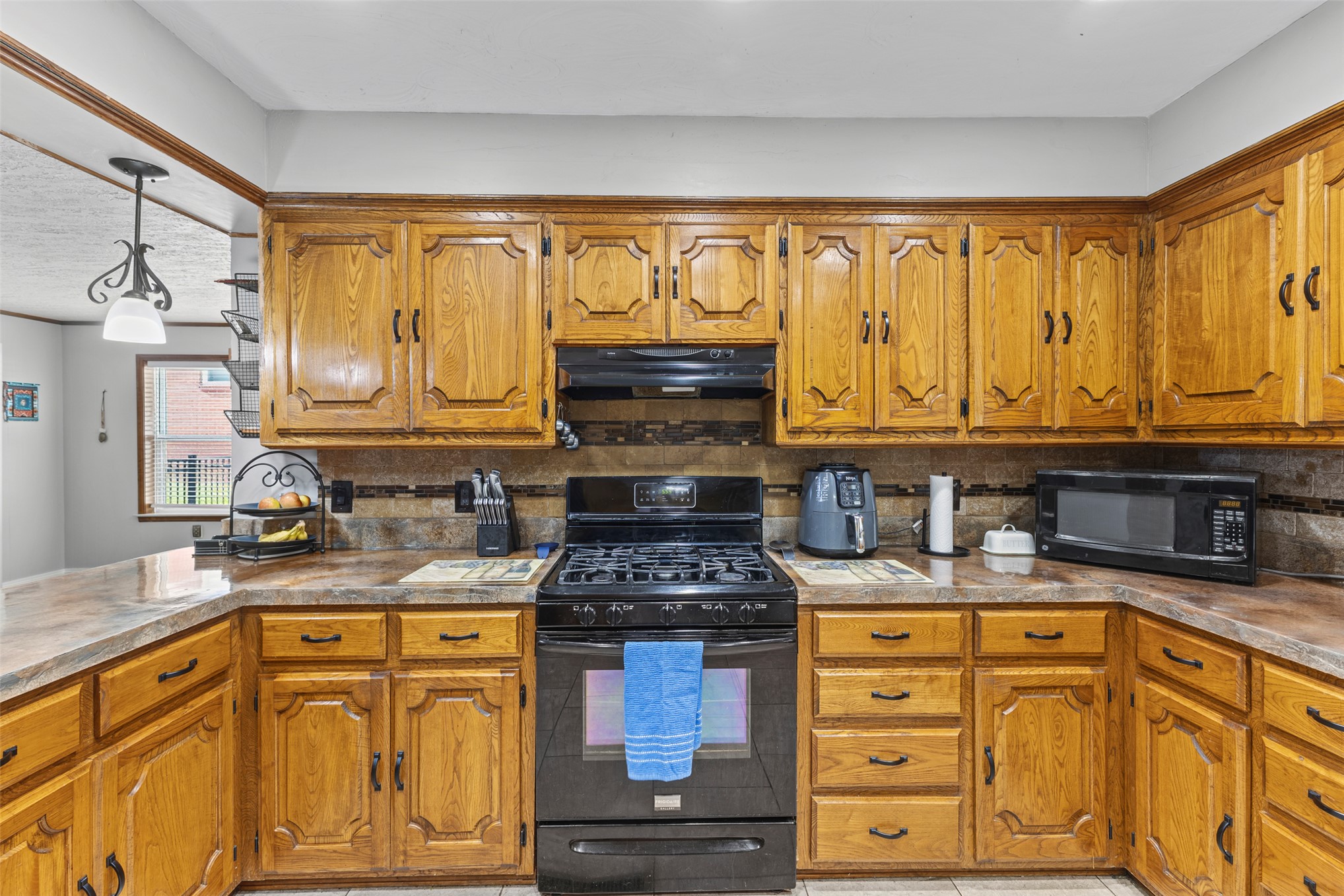 1530 S Broadway Boulevard Property Photo 12