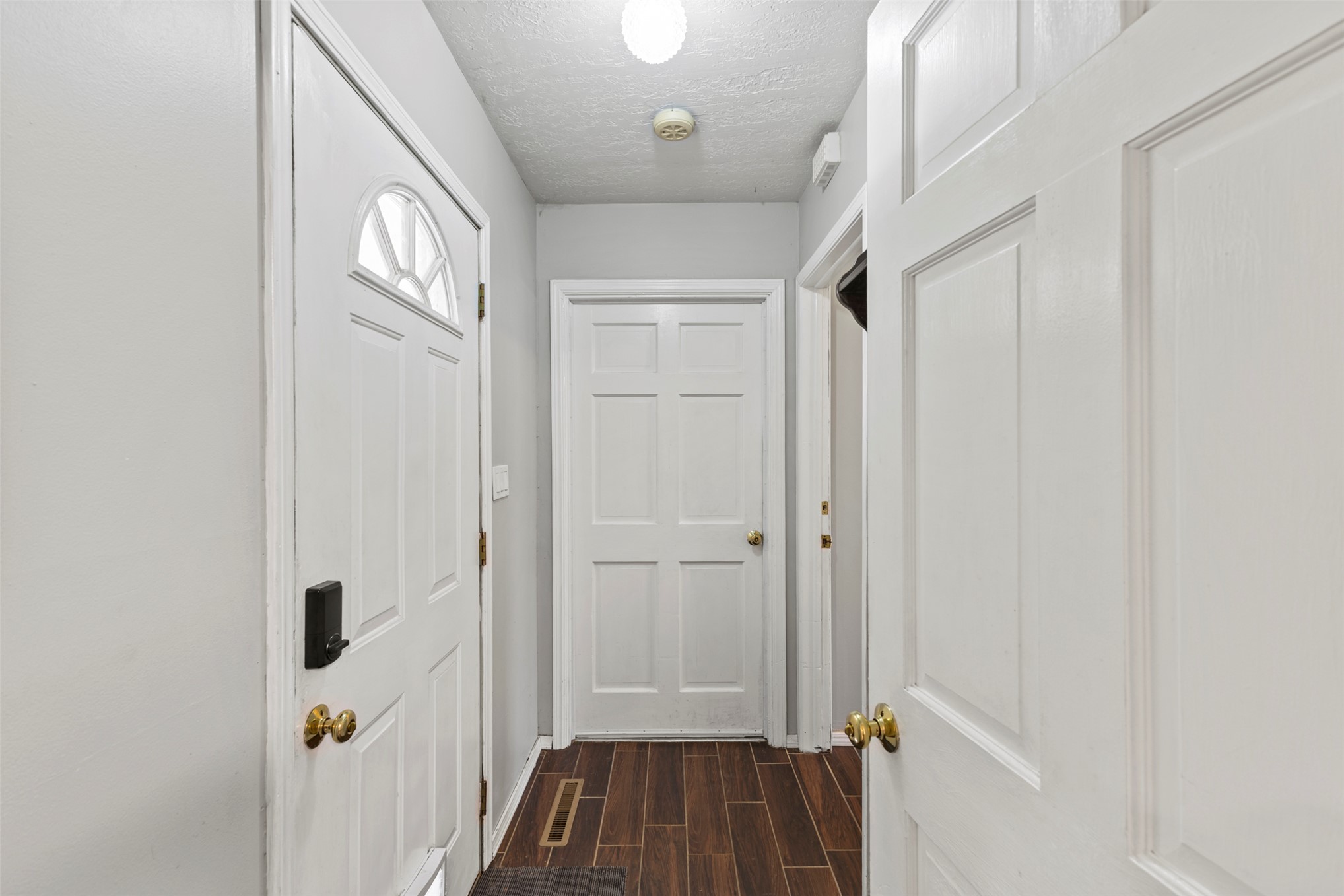 1530 S Broadway Boulevard Property Photo 36