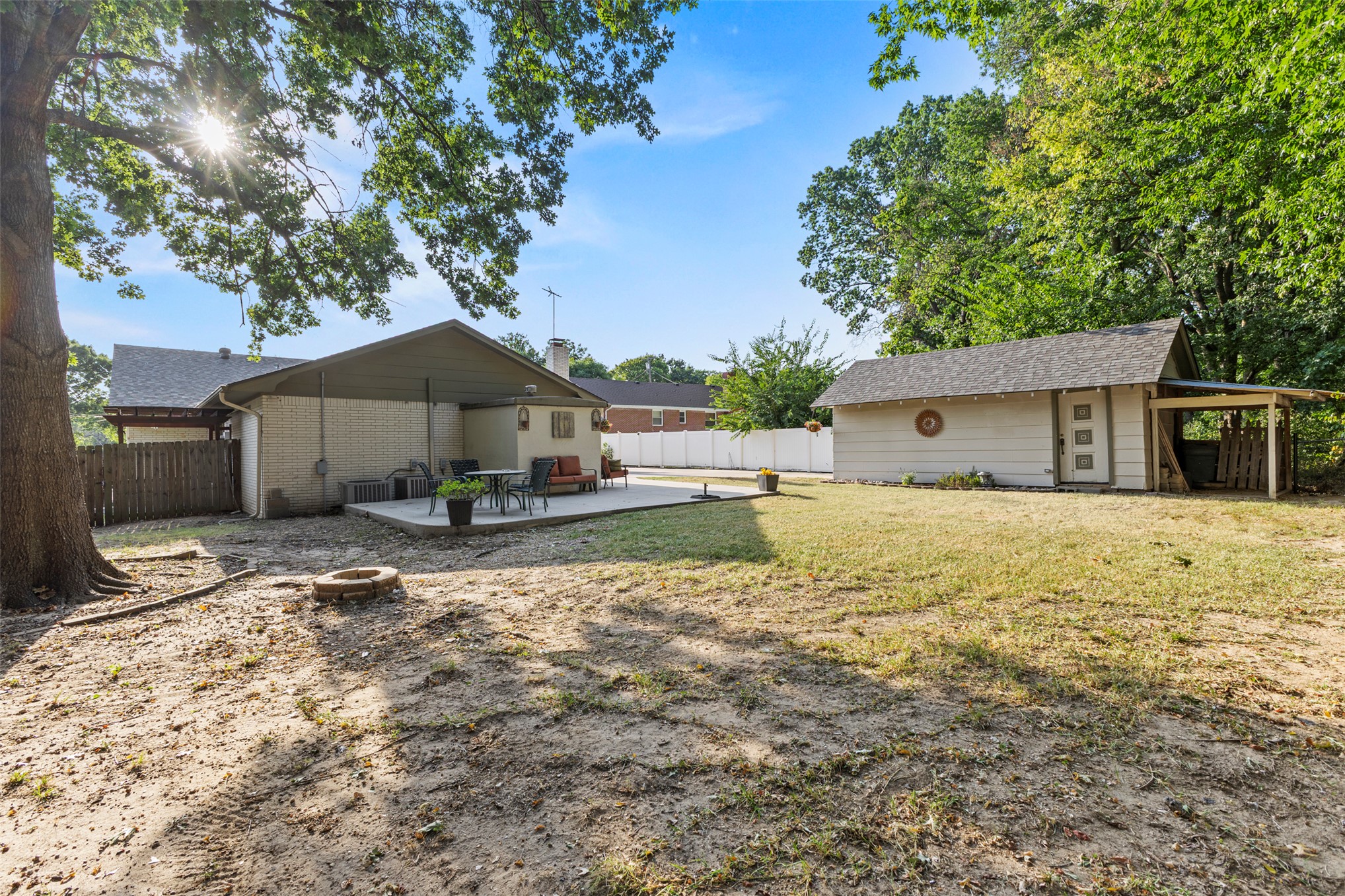 1530 S Broadway Boulevard Property Photo 52