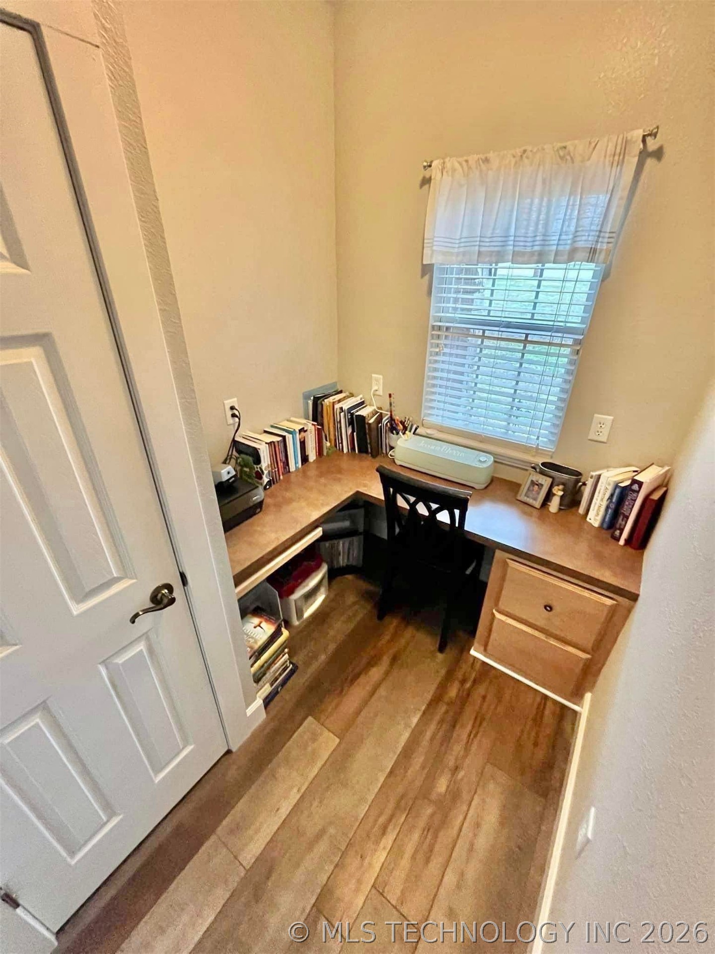 40218 E 1221 Drive Property Photo 16