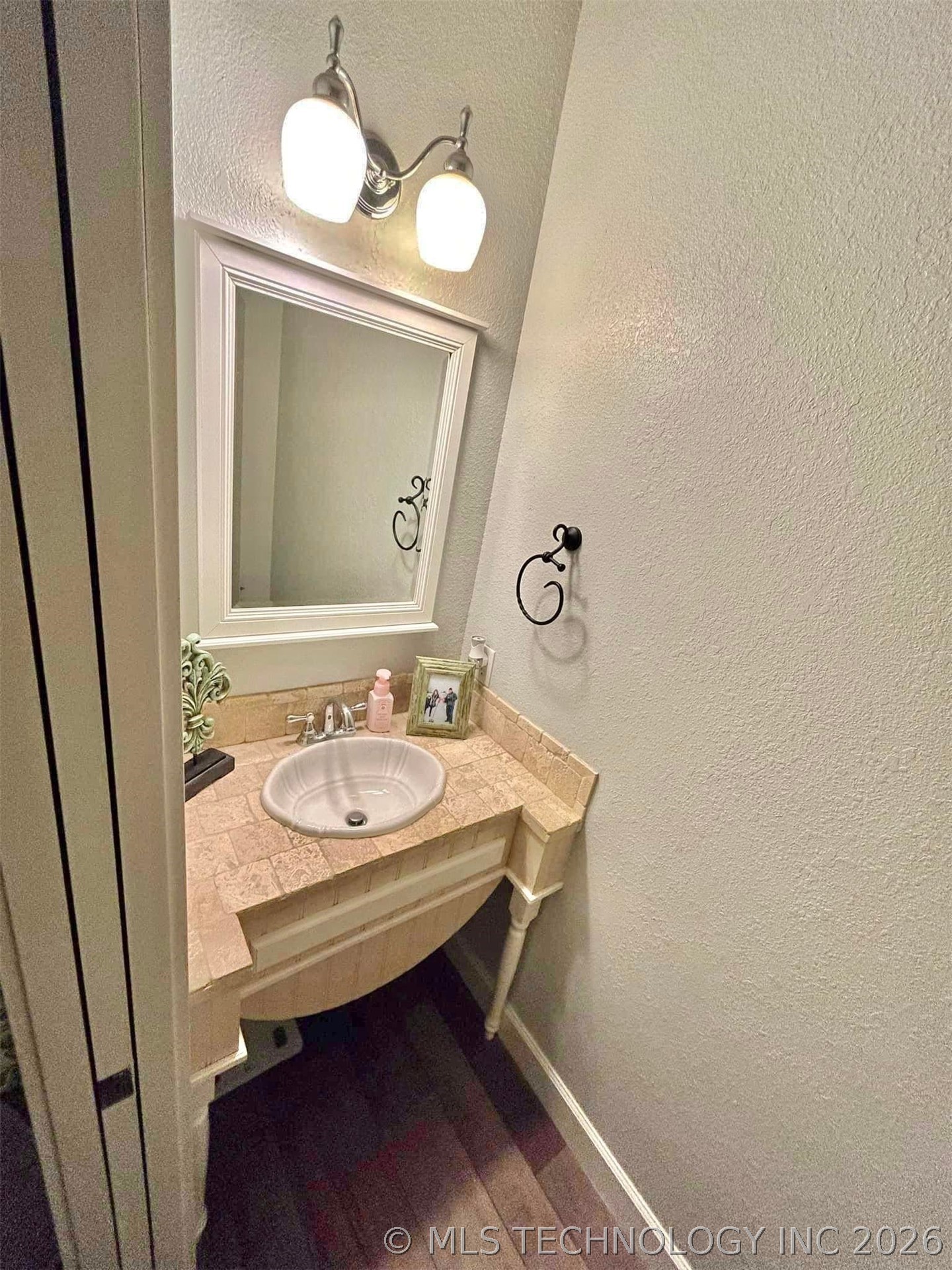 40218 E 1221 Drive Property Photo 25