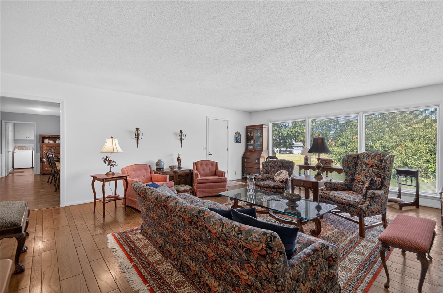 1035 Grandview Property Photo 10