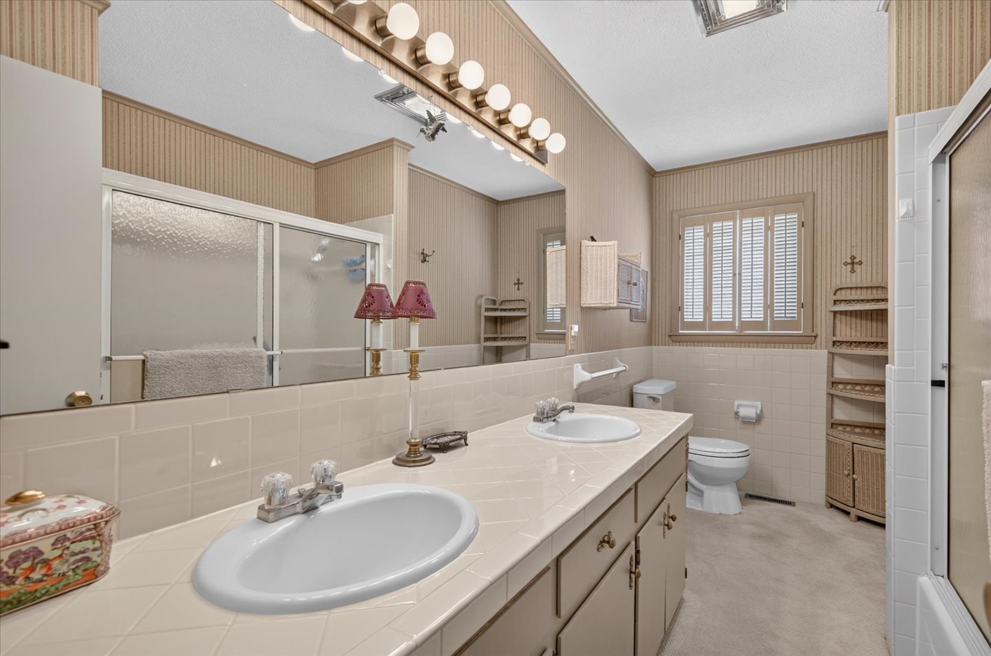 1035 Grandview Property Photo 19