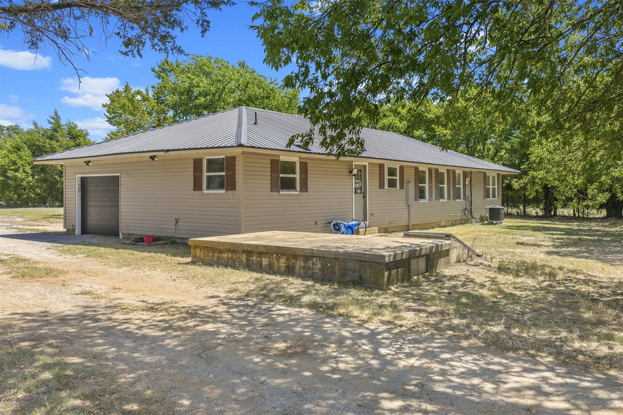 293245 E 1760 Road Property Photo 28