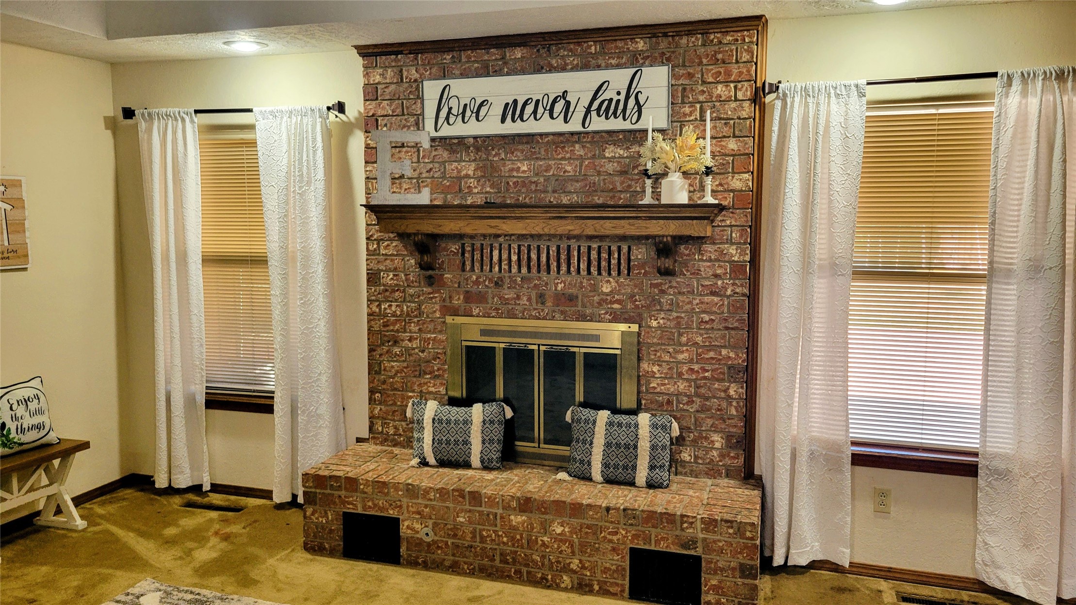 1405 Willow Brook Property Photo 7