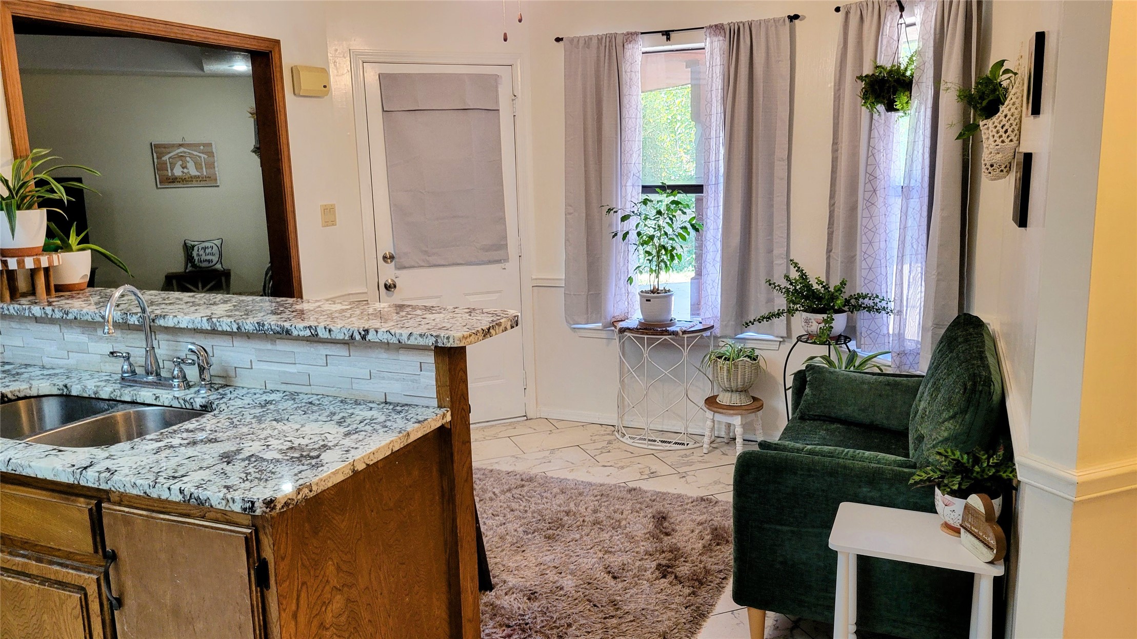 1405 Willow Brook Property Photo 18