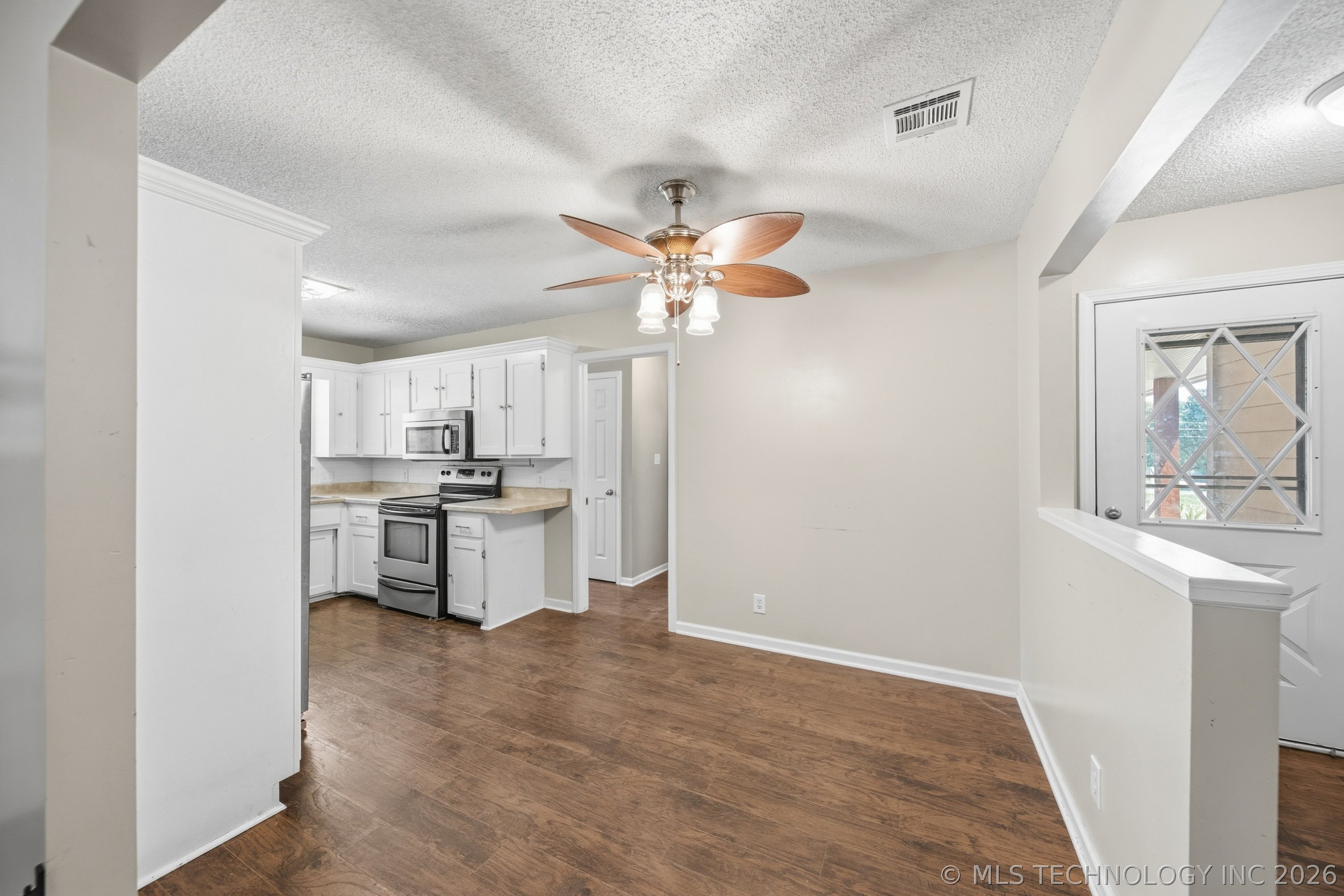 18136 S 4150 Road Property Photo 9