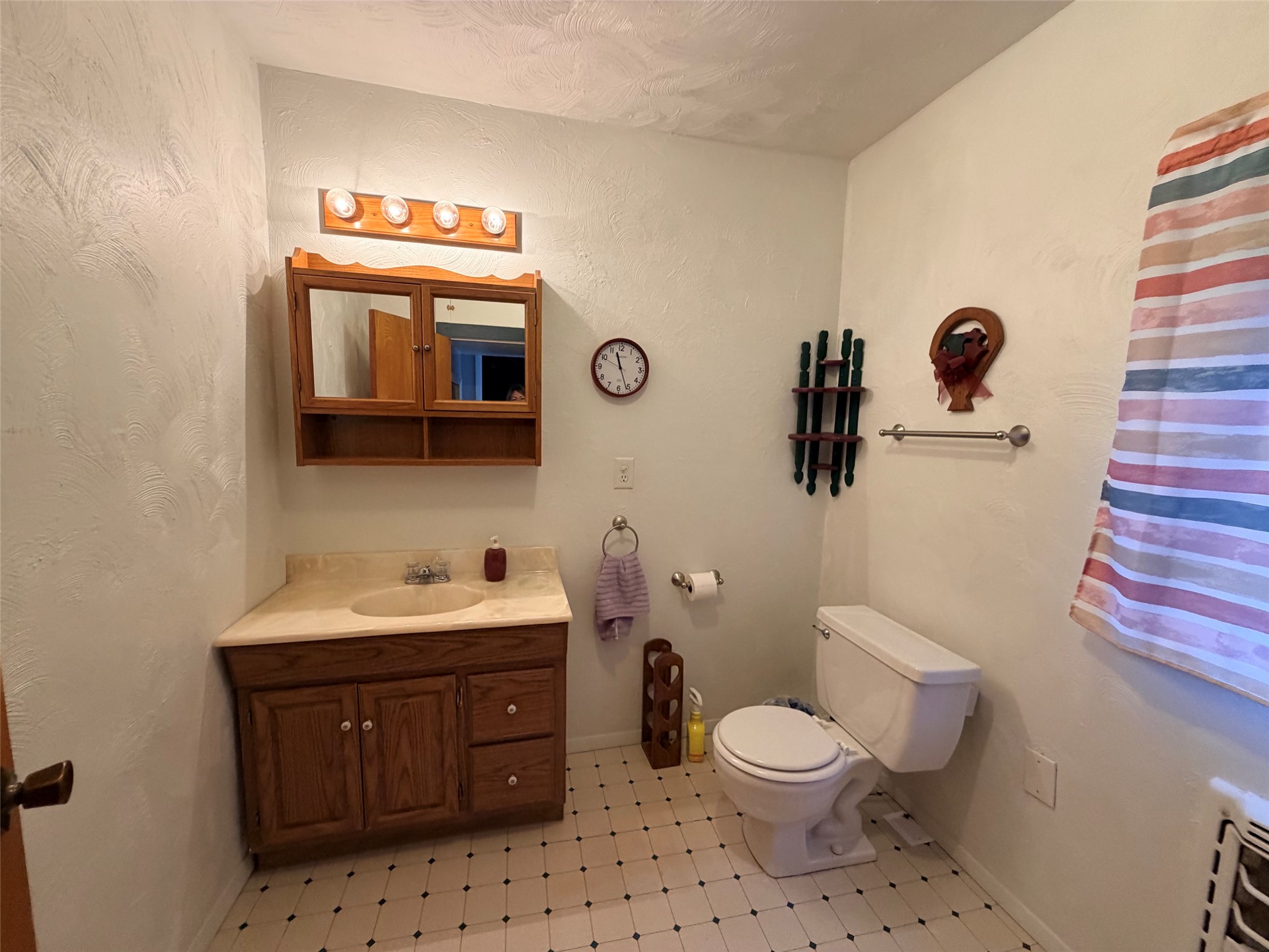23355 Flax Avenue Property Photo 17