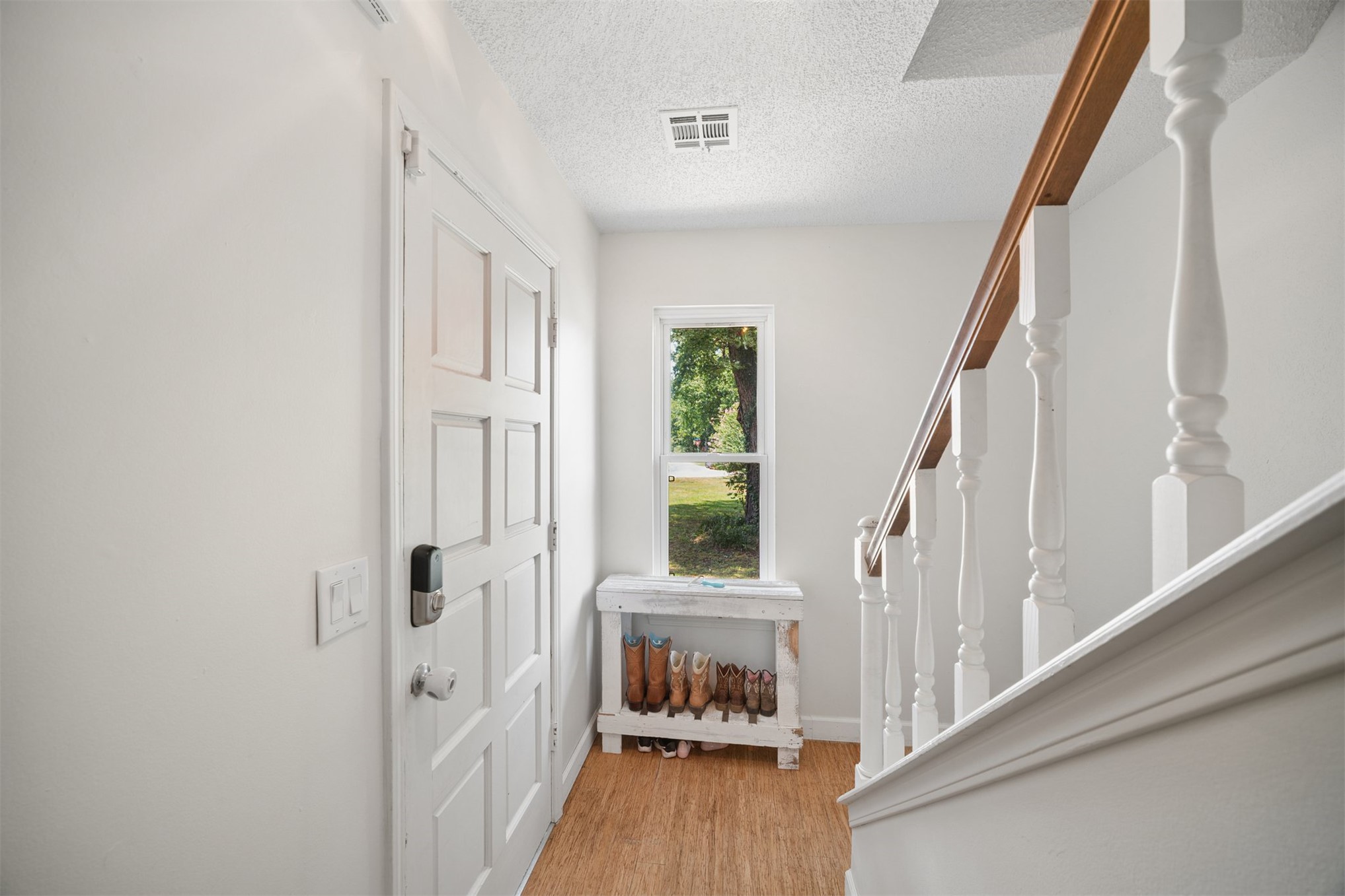 24615 E Sisemore Street Property Photo 6
