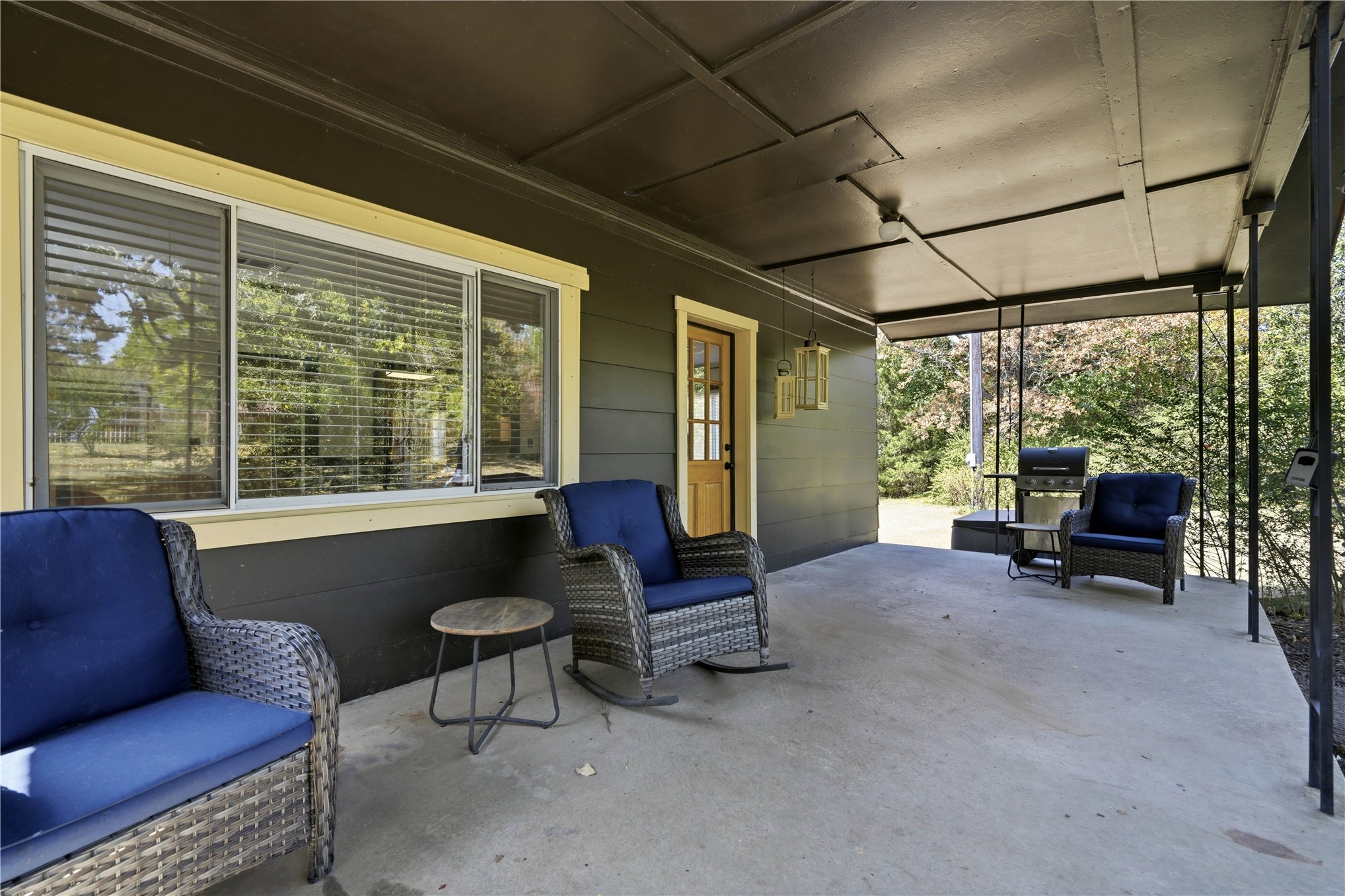 10621 S Hwy 10 Property Photo 6