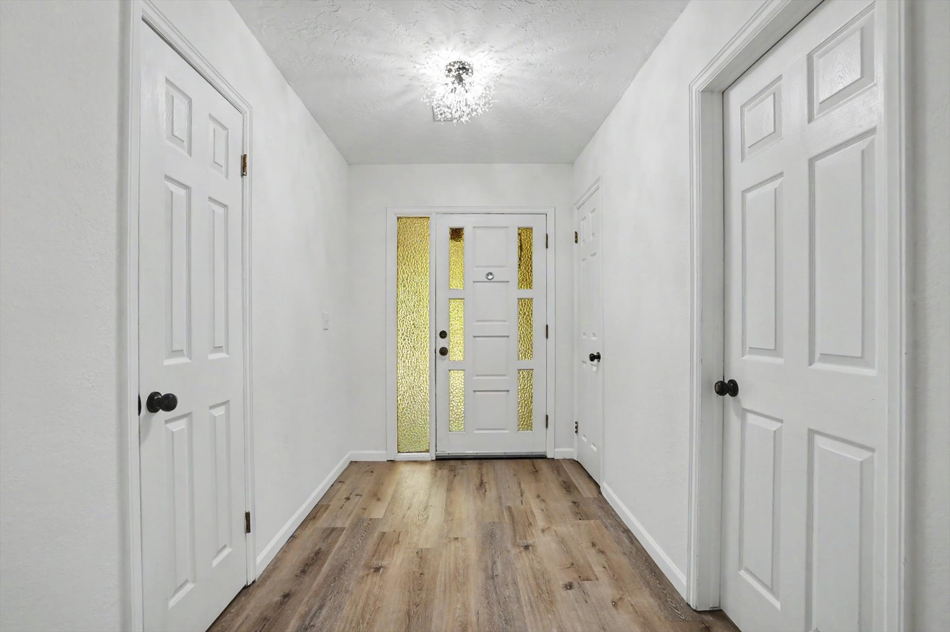 5846 E 63rd Street Property Photo 5