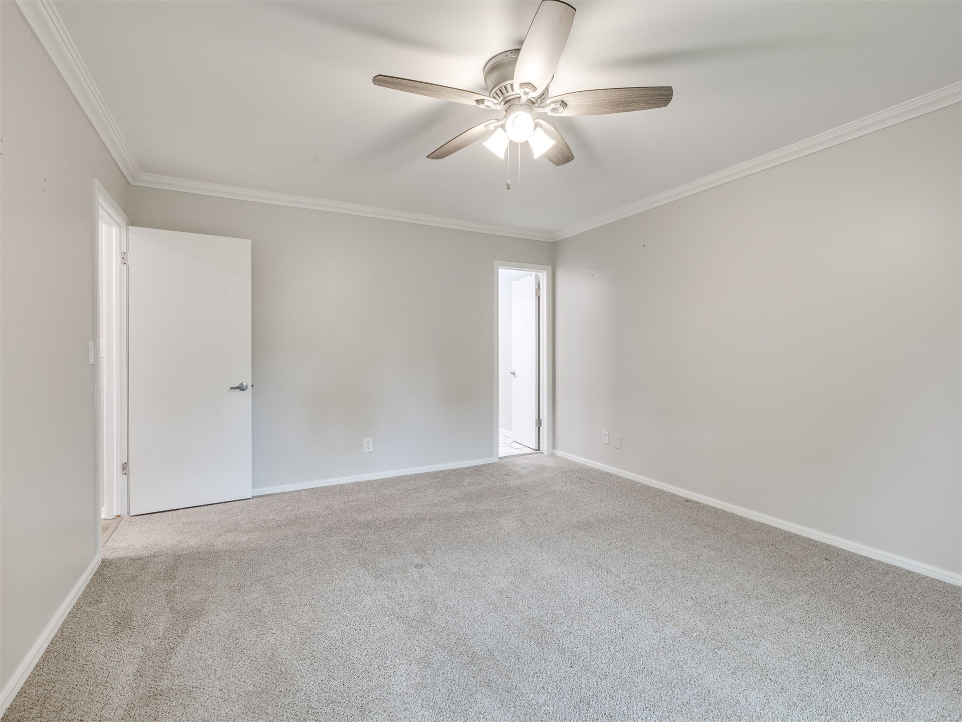 2979 E 77th Place Property Photo 19