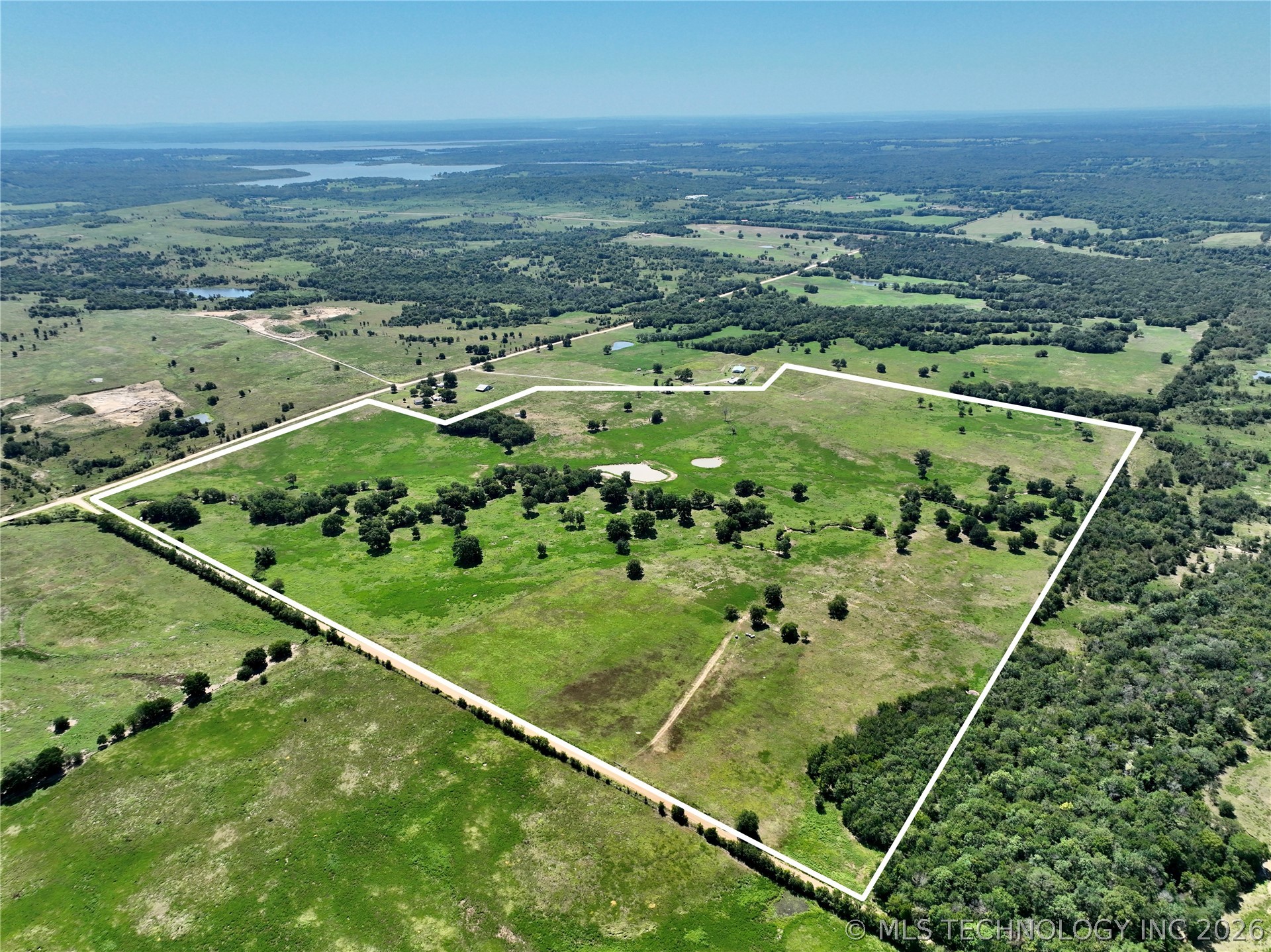 Lenna Road Property Photo 2