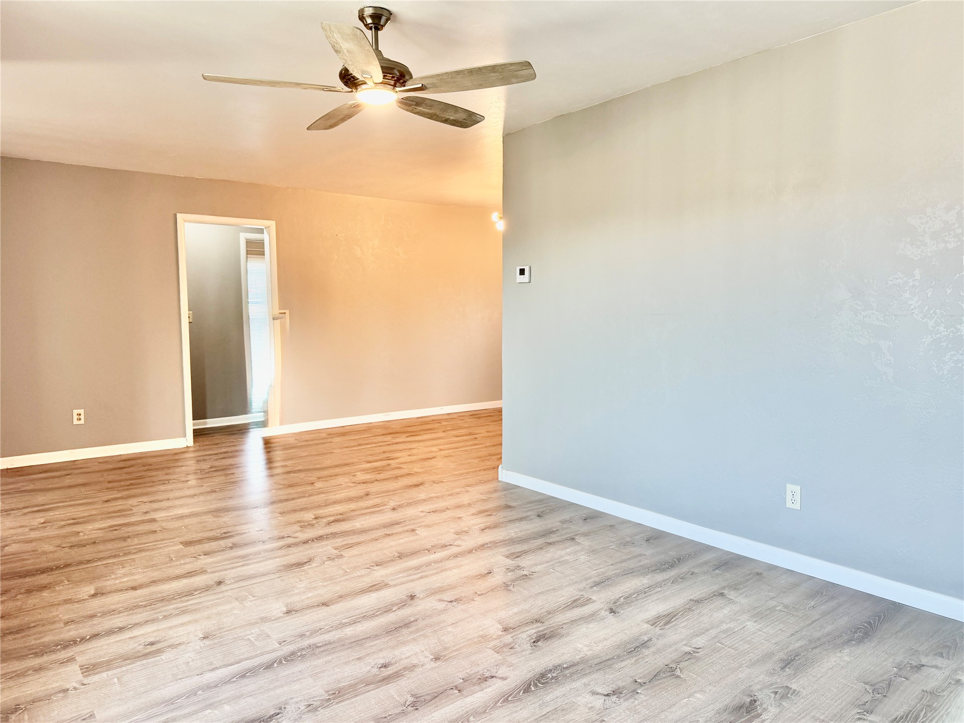 17 E Norma Avenue Property Photo 7