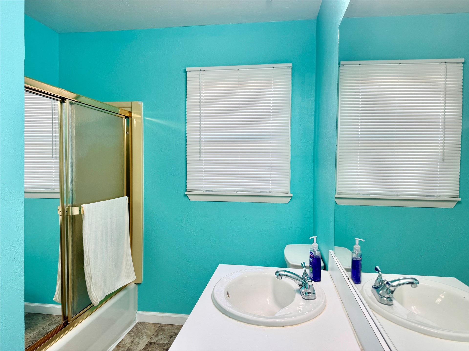 17 E Norma Avenue Property Photo 19
