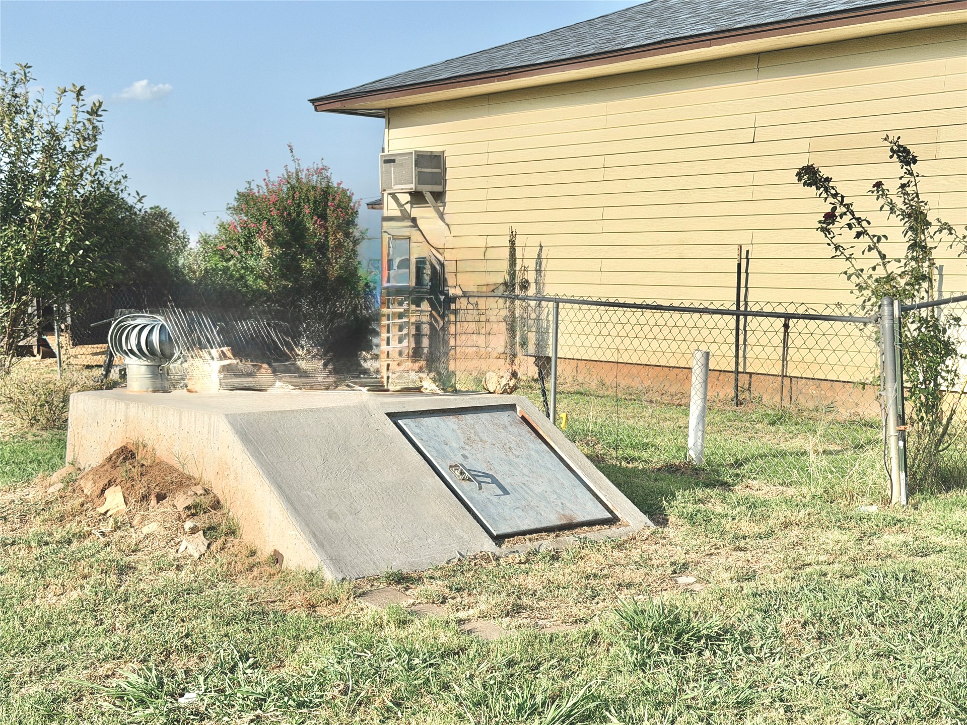 17 E Norma Avenue Property Photo 43