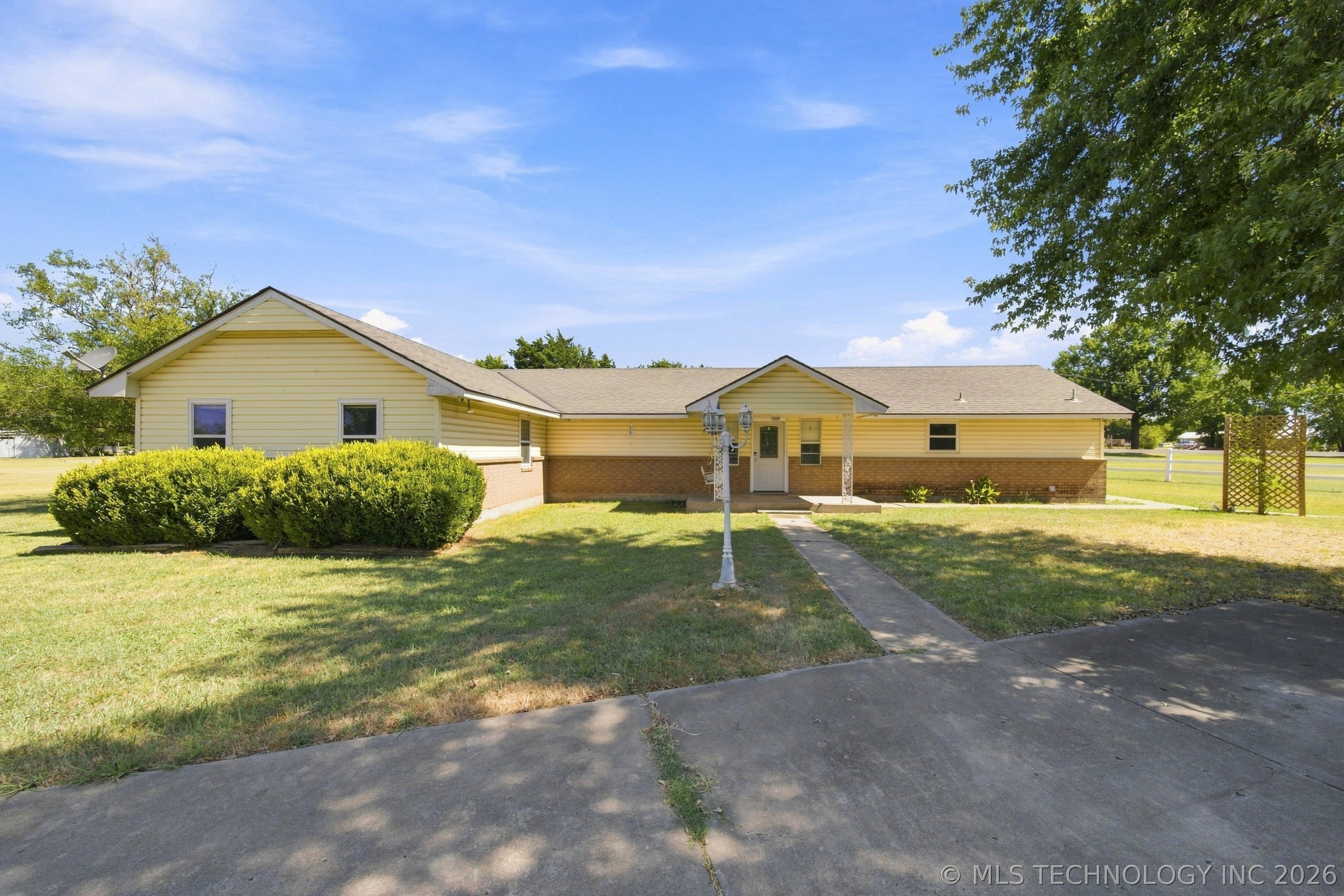 395870 W 3010 Drive Property Photo 3