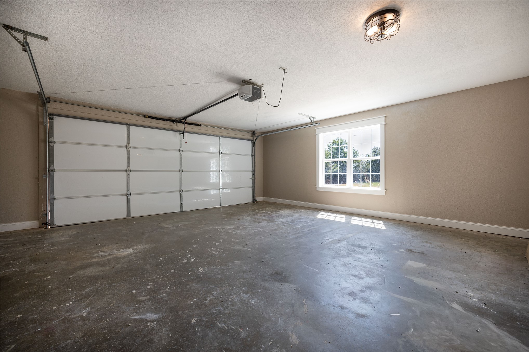 858 N 4243 Road Property Photo 22