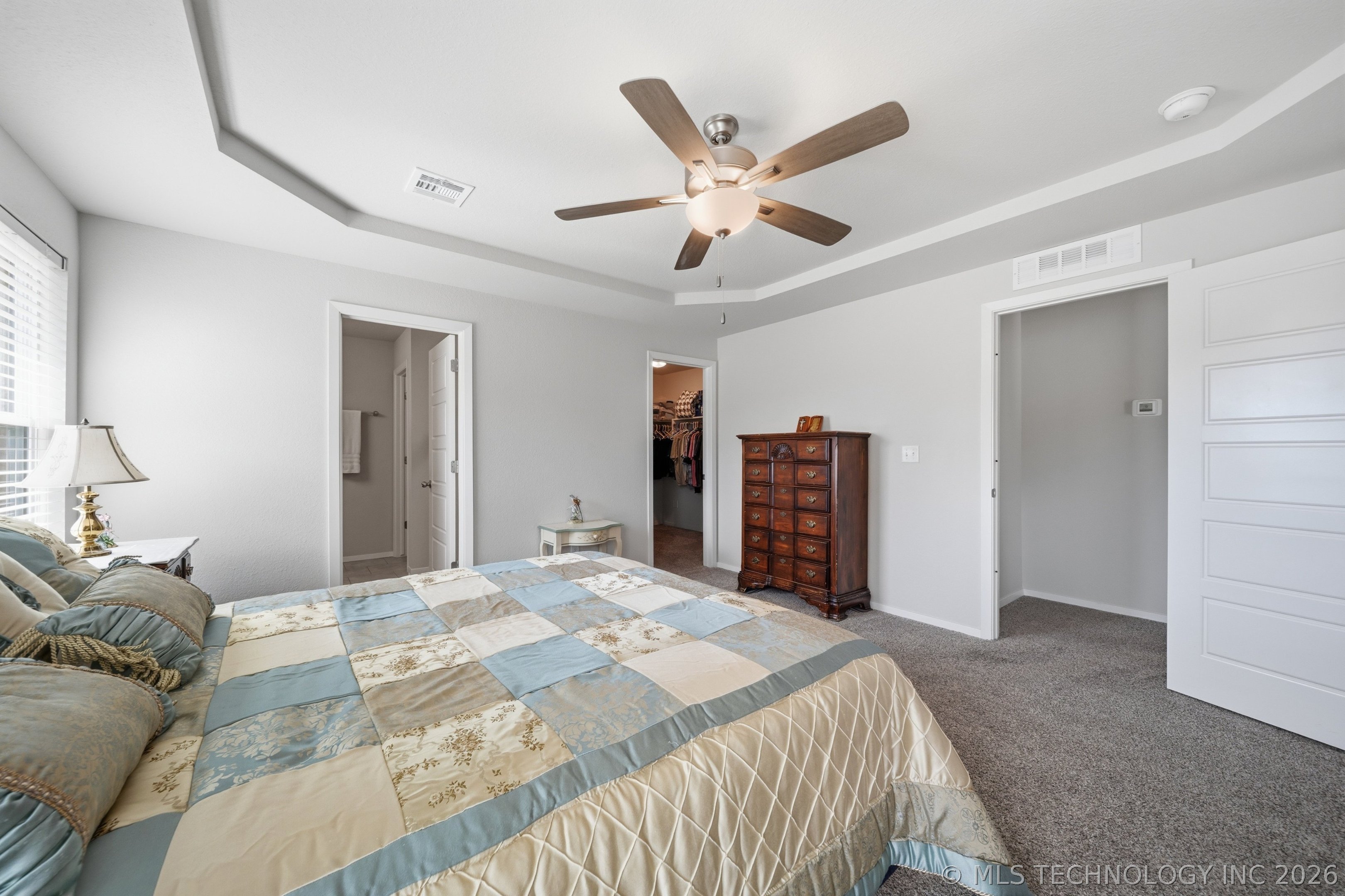 12323 S Oxford Avenue Property Photo 20