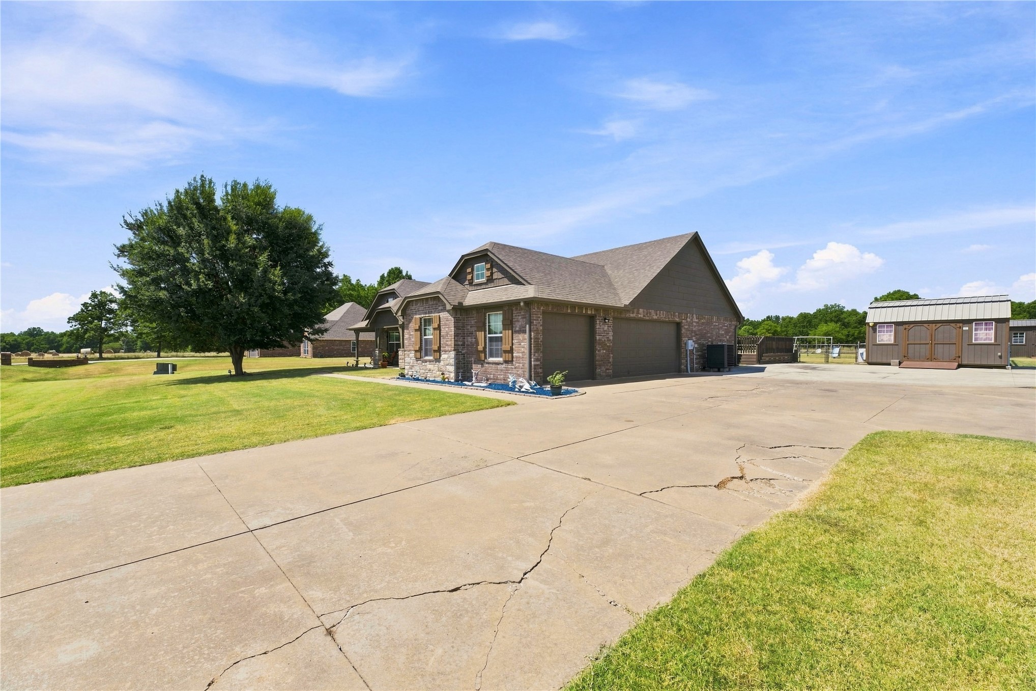 1759 Caddo Street Property Photo 2