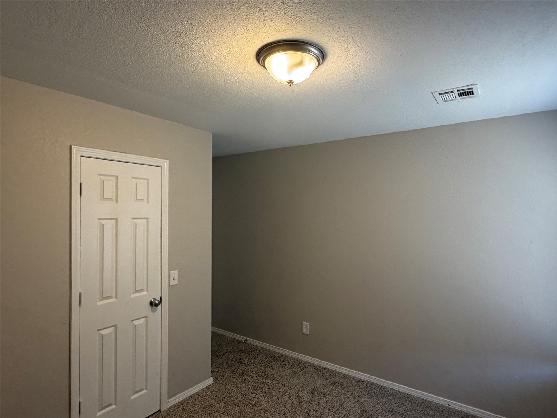 11711 S Primrose Street Property Photo 25