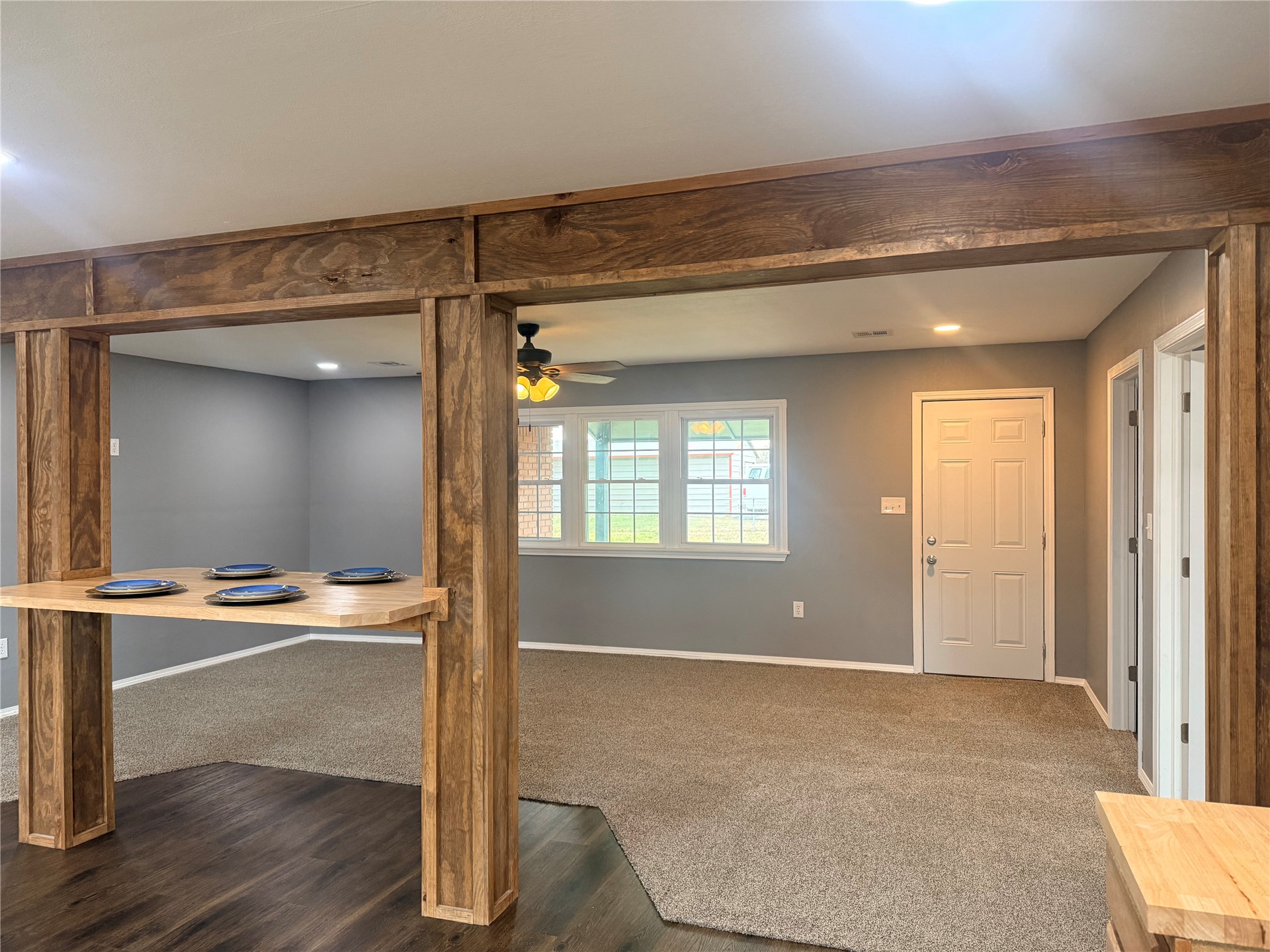 221 Rodman Circle Property Photo 8