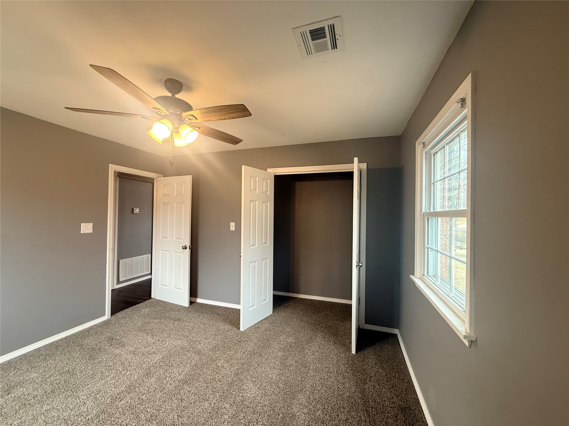 221 Rodman Circle Property Photo 16