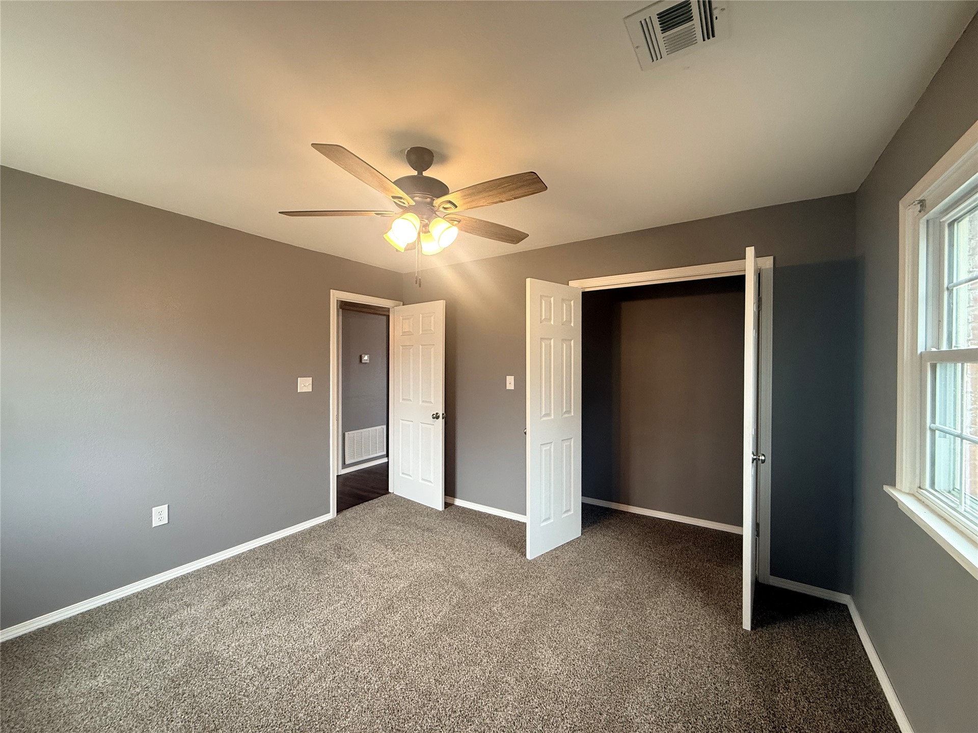 221 Rodman Circle Property Photo 17